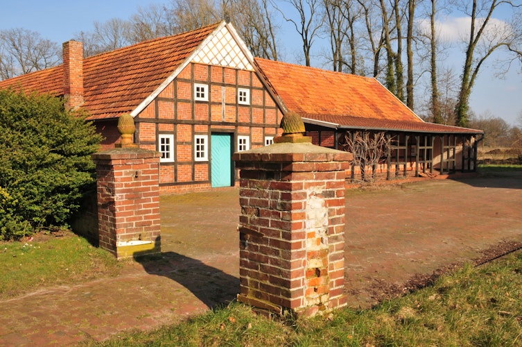 Das Gut Ihorst ist das älteste noch existierende Gebäude in der Gemeinde Holdorf. Foto: Vollmer