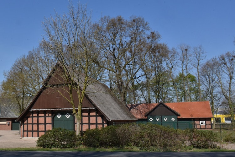 Die Hofstelle Münzebrock soll in den neuen Bürgerpark zwischen Ostring und Osterort versetzt werden. Foto: Vollmer
