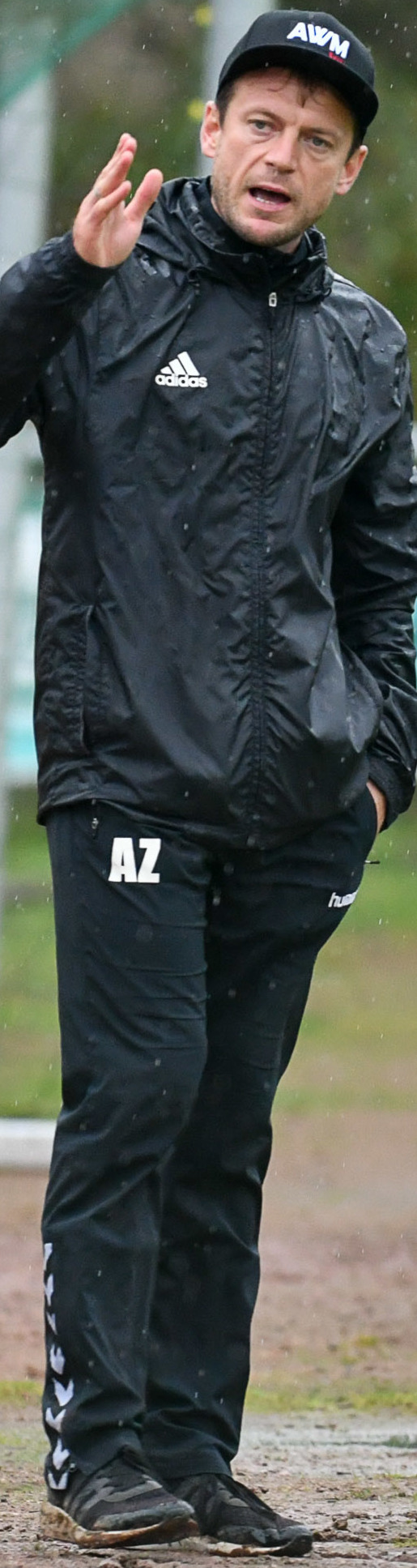 Ein aktuelles Foto: Artur Zimmermann als Steinfelder Landesliga-Trainer. Foto: Wenzel