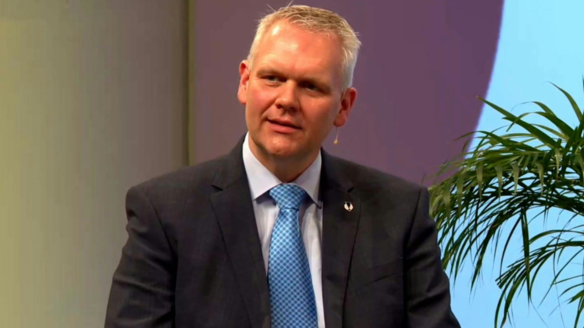 Im Dialog: Wissenschaftsminister Björn Thümler will zukünftig die Long-Covid-Behandlung in Niedersachsen weiter fördern. Screenshot: Duzat