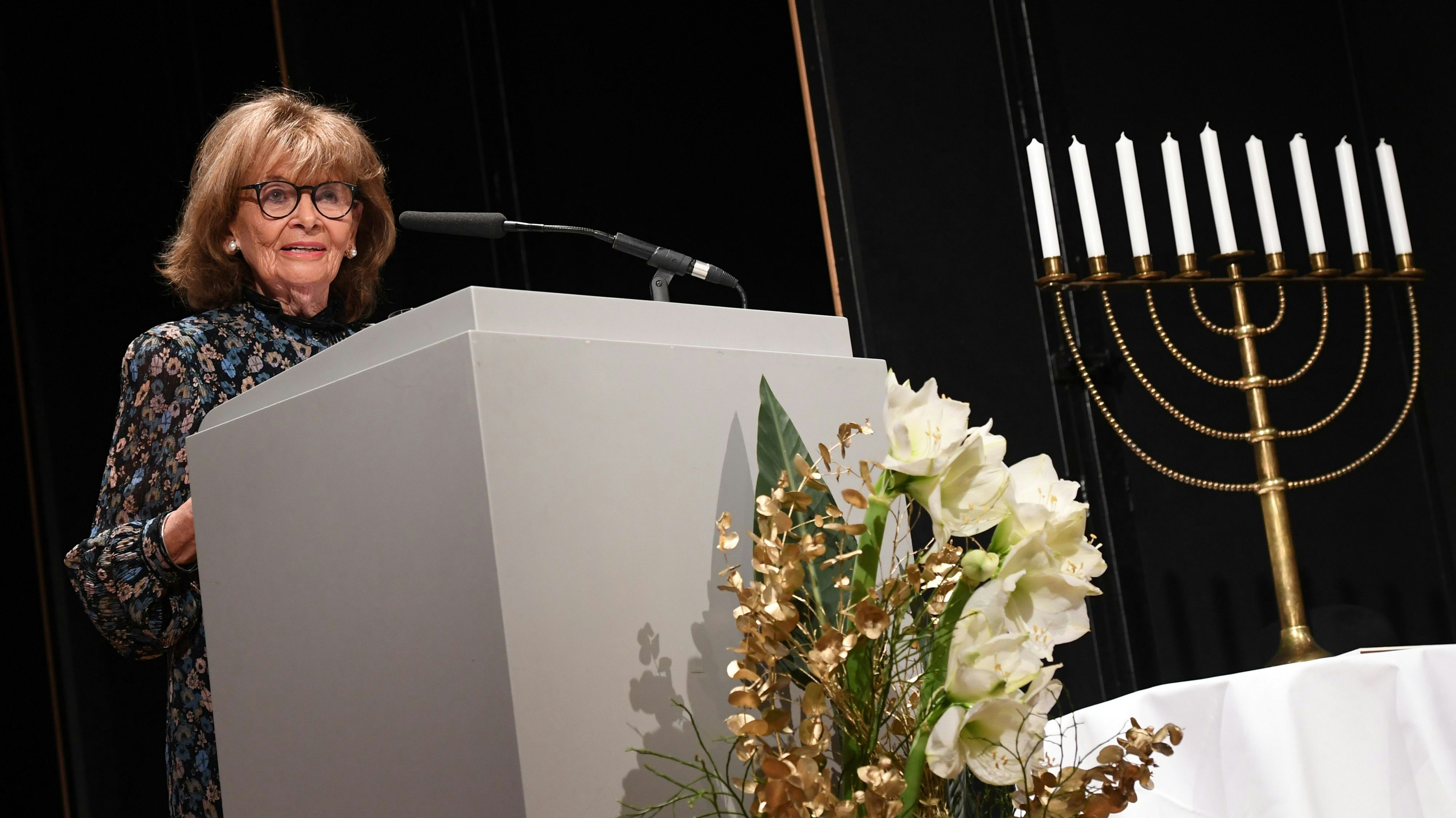 Zählt zu den bekanntesten Zeitzeugen Deutschlands: Charlotte Knobloch. Sie ist Präsidentin der Israelitischen Kultusgemeinde München und Oberbayern. Foto: dpa / Warmuth