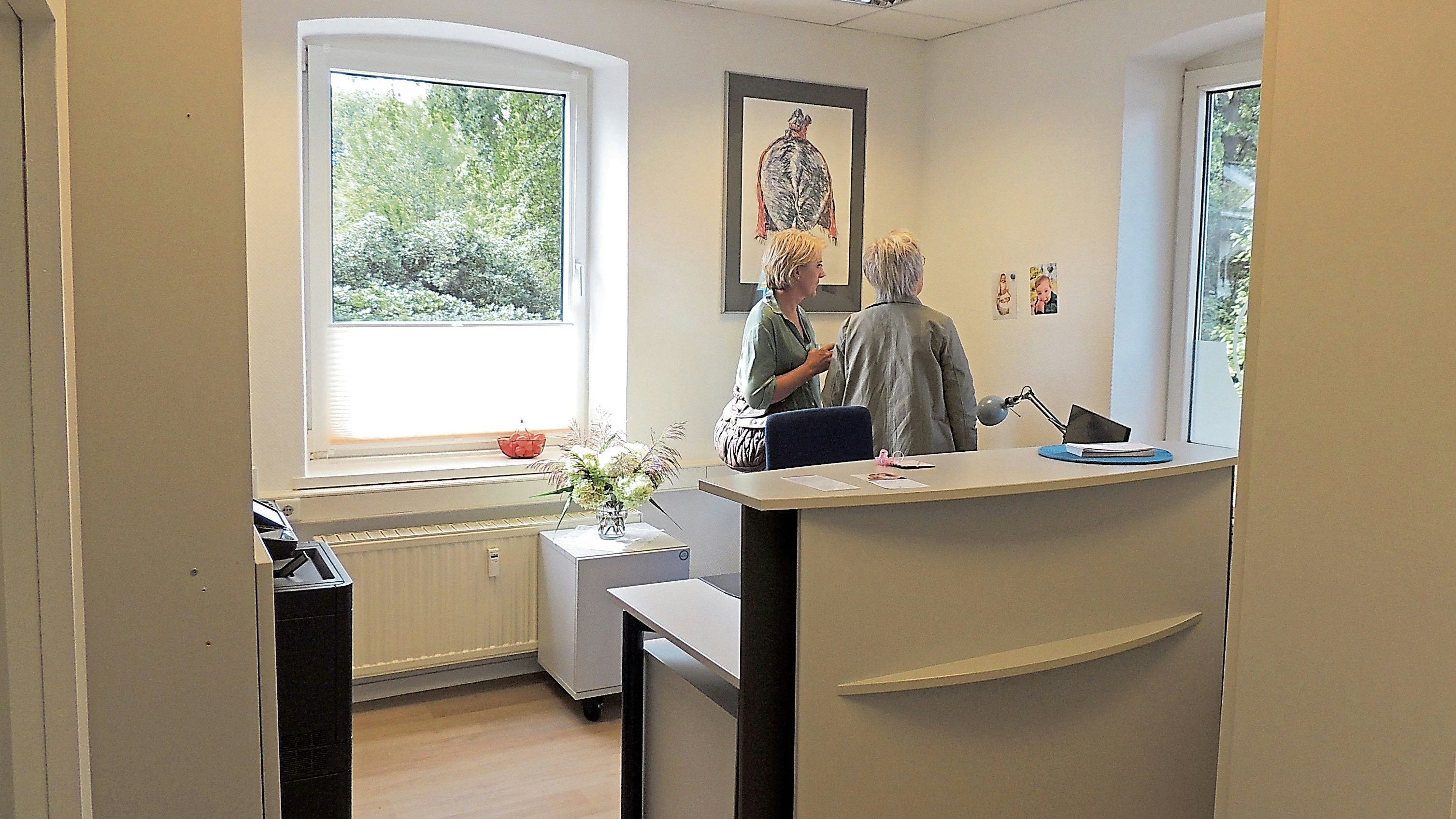 Am neuen Standort: Die Besucher konnten die Räume am Tag der offenen Tür besichtigen. Foto: Morthorst
