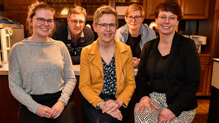 Der neu gewählte Vorstand beim Pony-Club Dinklage: (von links) Carolin Quatmann, Ralf Mähs, Maria Quatmann, Stephanie Kurek und Martina Jordan. Foto: Vollmer