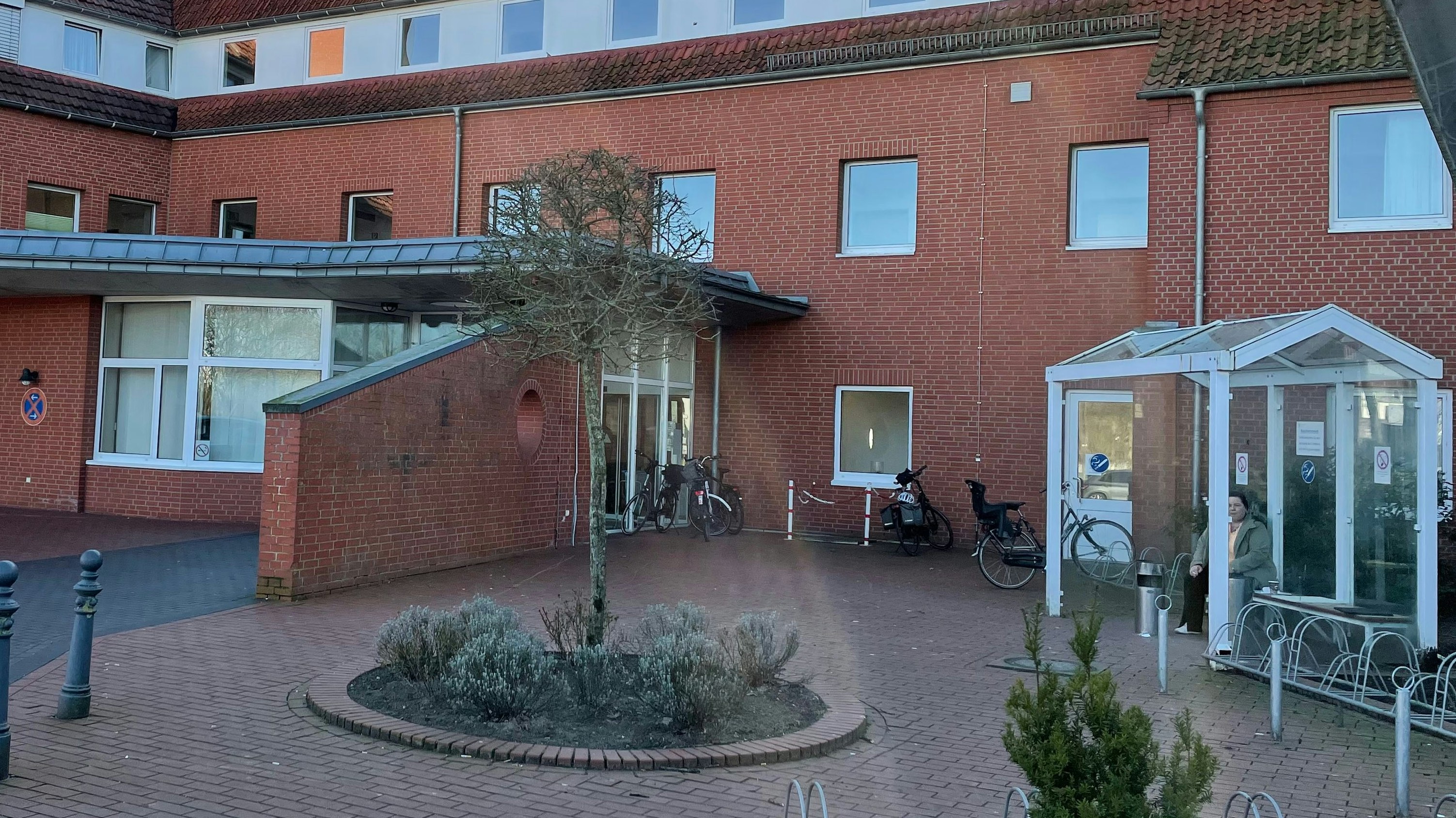 Aushängeschild: Die St.-Anna-Klinik&nbsp; trägt erheblich zur Attraktivität Löningens bei, sagt Bürgermeister Burkhard Sibbel. Foto: G. Meyer