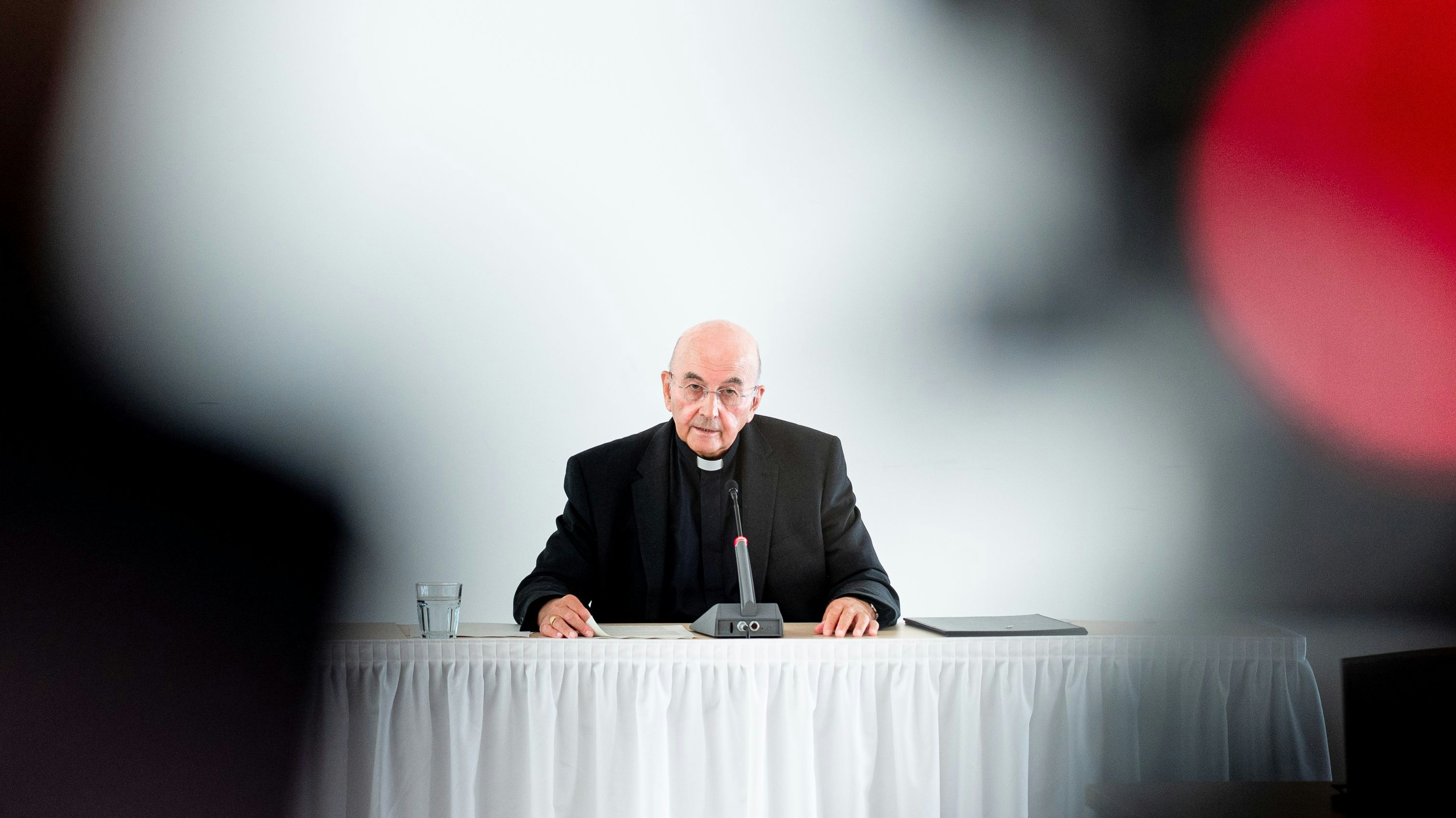 Bischof Dr. Felix Genn. Foto: dpa