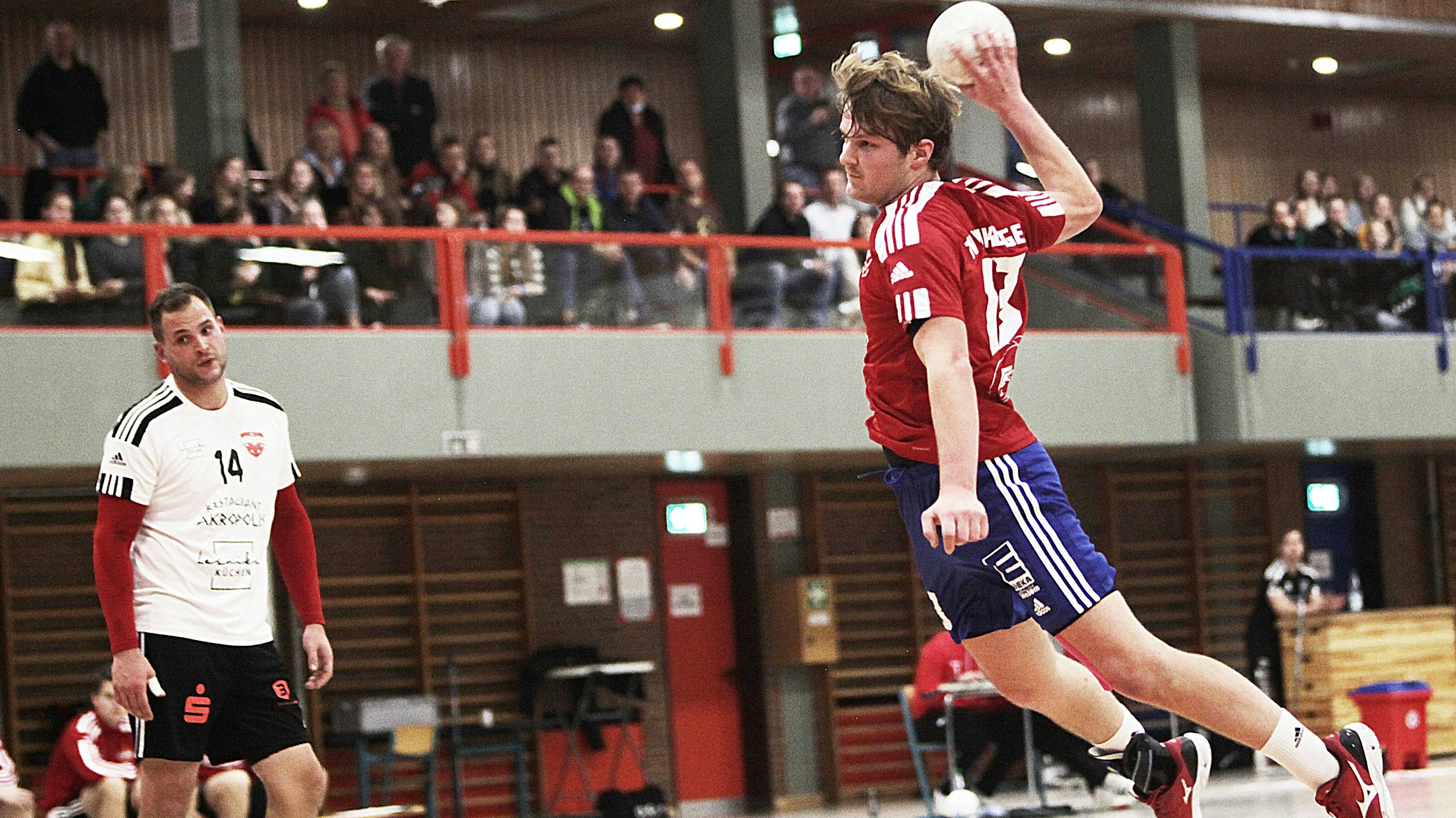 Wieder ein Heimspiel: Handballer Paul Nordlohne vom TV Dinklage. Foto: Schikora