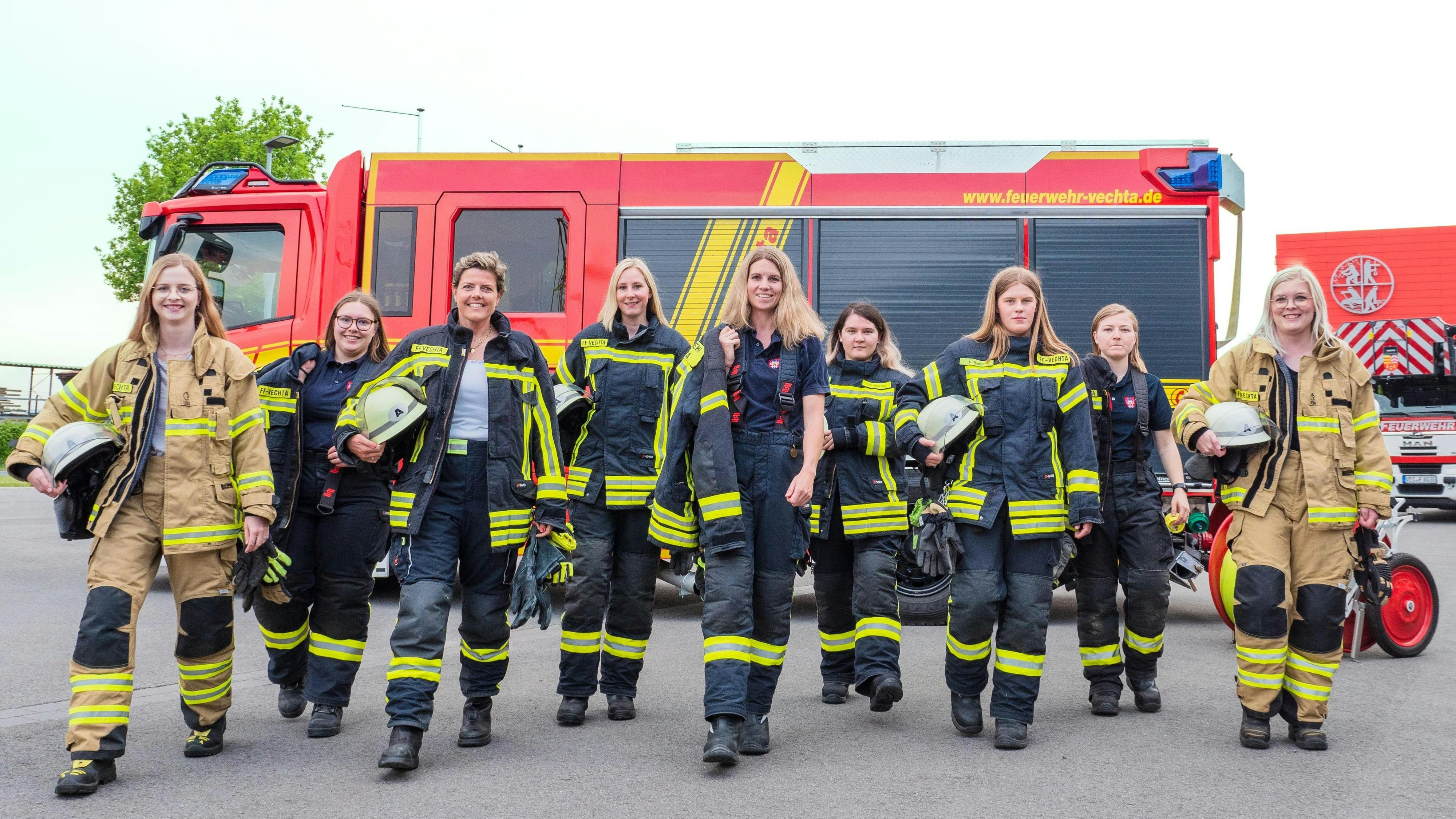 Sind eine starke Gemeinschaft: Die Frauen der Freiwilligen Feuerwehr Vechta. Foto: Meier/ Feuerwehr