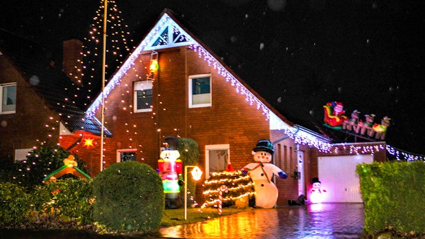 Das Weihnachtshaus in Emstek: Michael Krieger bereitet Kindern eine Freude