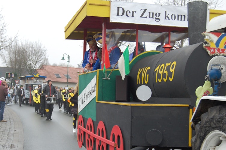 Der Zug kommt“ heißt es nach zwei Jahren Corona-Zwangspause endlich wieder für die Karnevalsgesellschaft Ramsloh. Archivfoto: Fertig