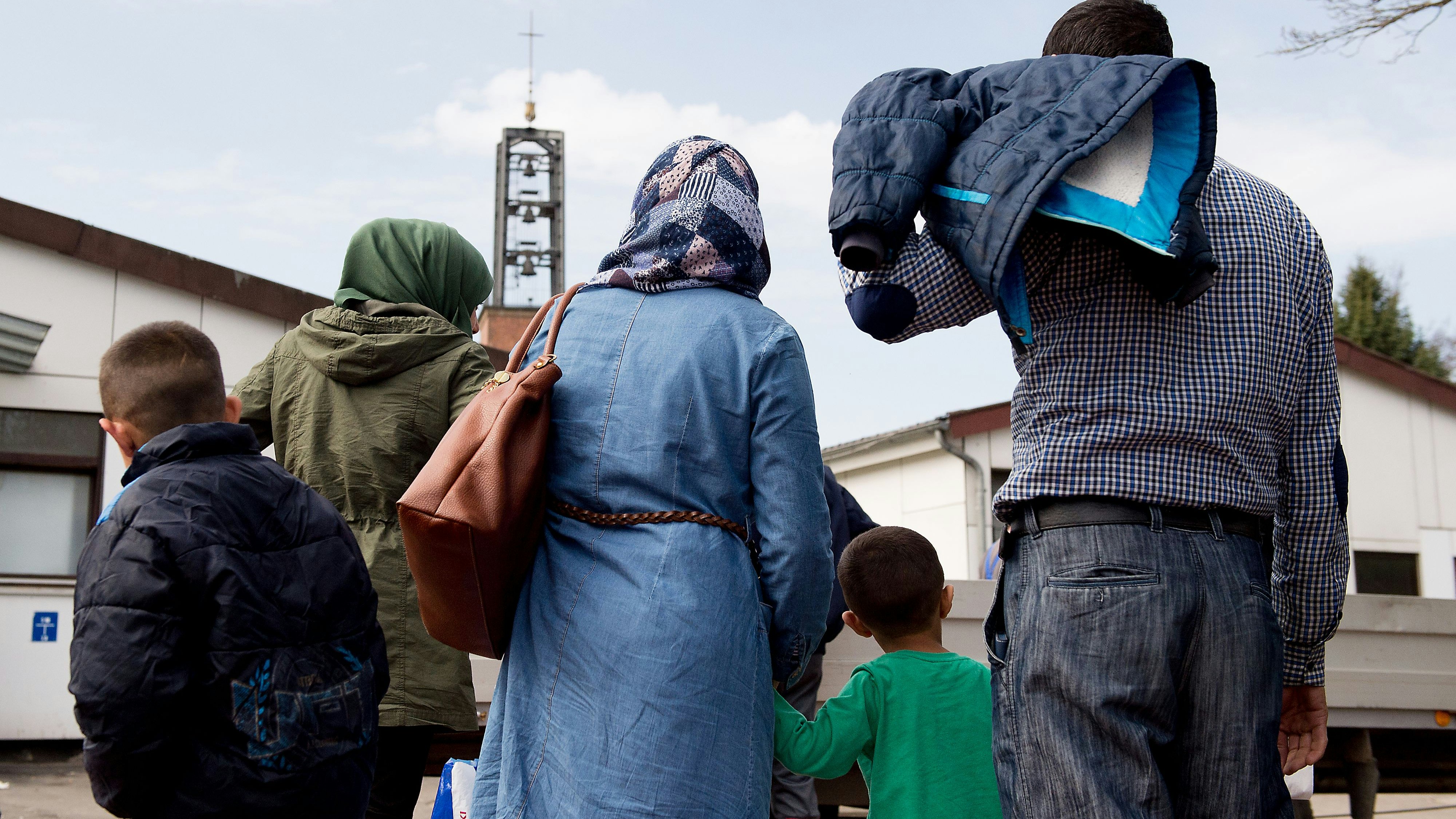 Fast 1.400 Flüchtlinge kamen allein im jahr 2015 in den Kreis Vechta. Viele von ihnen sind laut einer neuen Studie geblieben. Foto: dpa/Pförtner