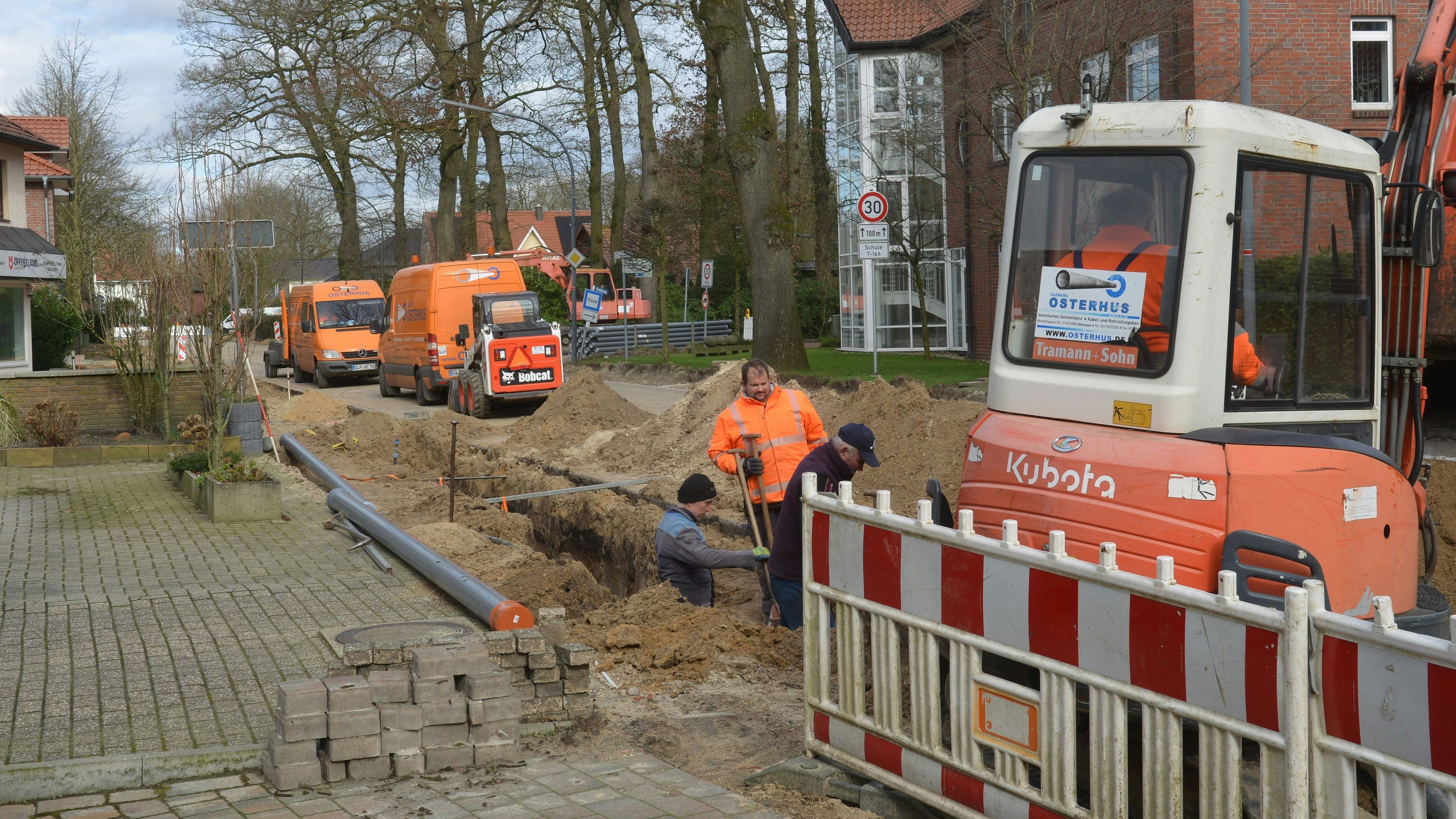 Die Neugestaltung der Vreeser Straße ist vorletztes Projekt der Dorferneuerung.&nbsp; &nbsp; Foto: Siemer