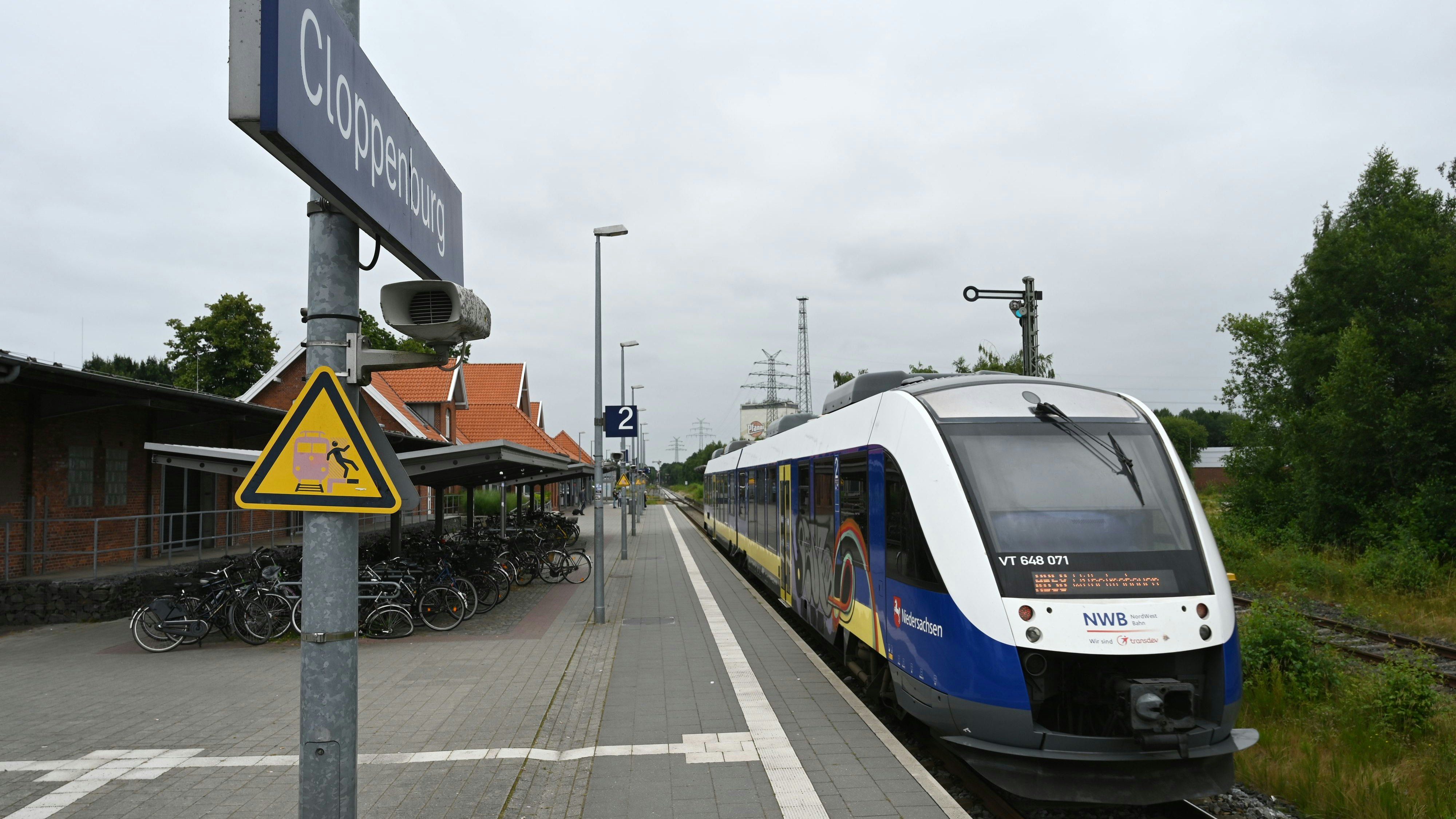 Zustieg: Die Fahrt der Ukrainerin startete in Cloppenburg, kurz danach wurde sie aus dem Zug geworfen. Foto: Hermes