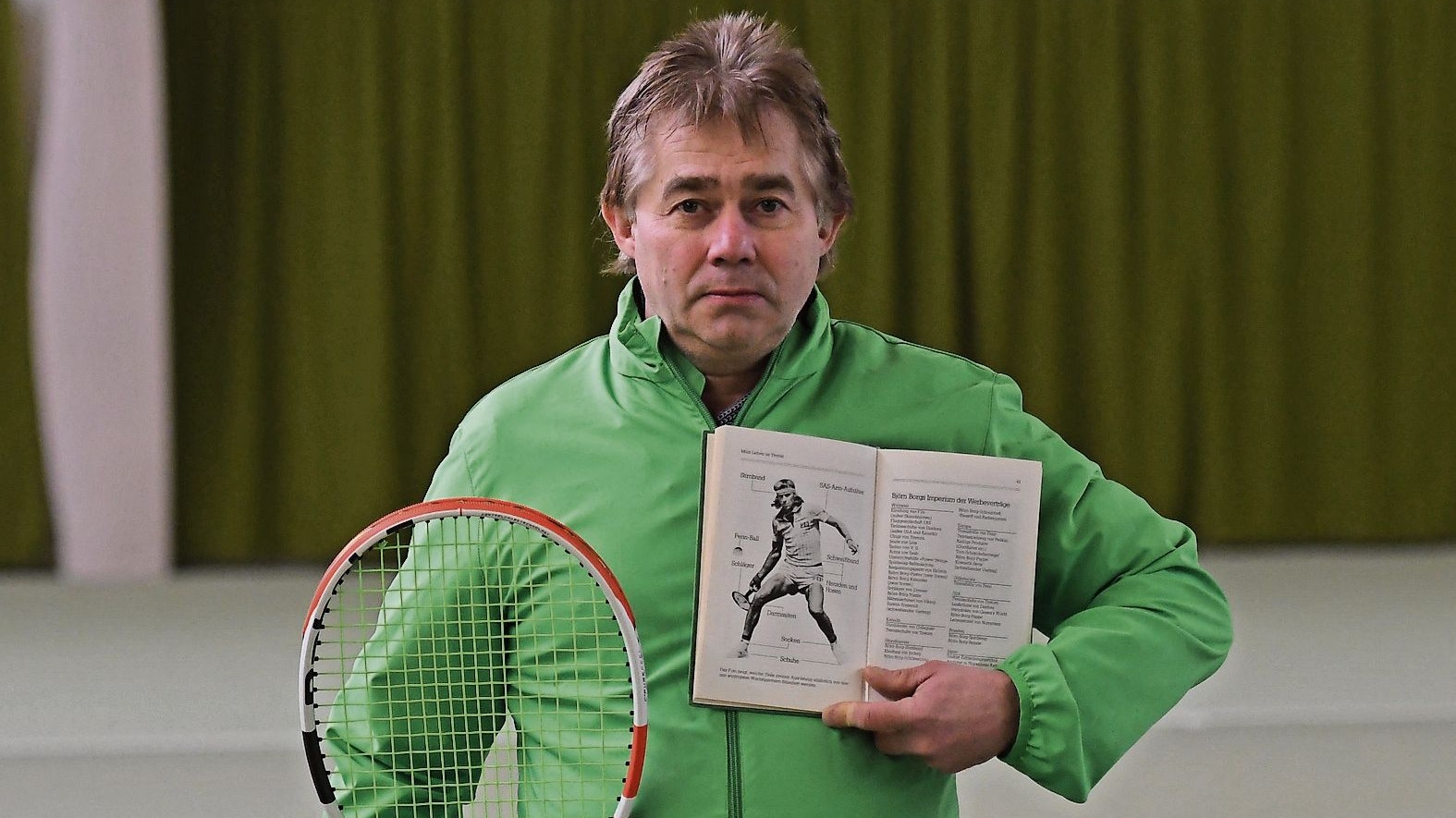 Björn Borg als Lehrmeister: Ein Buch des fünffachen Wimbledonsiegers diente Bernd Ferneding als Grundlage für die ersten Tennis-Trainingseinheiten. Foto: Wulfers