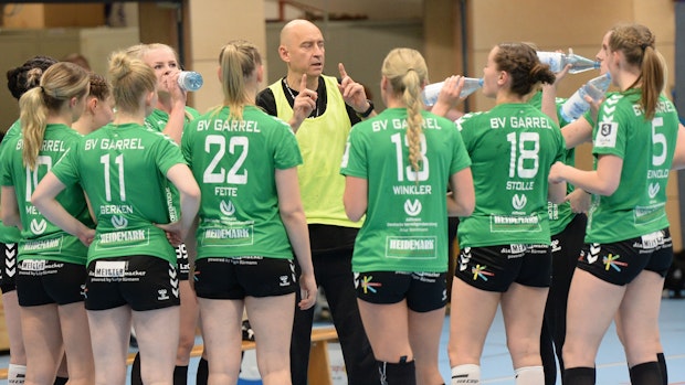 Garrels Handballfrauen bereiten sich auf neun Endspiele vor