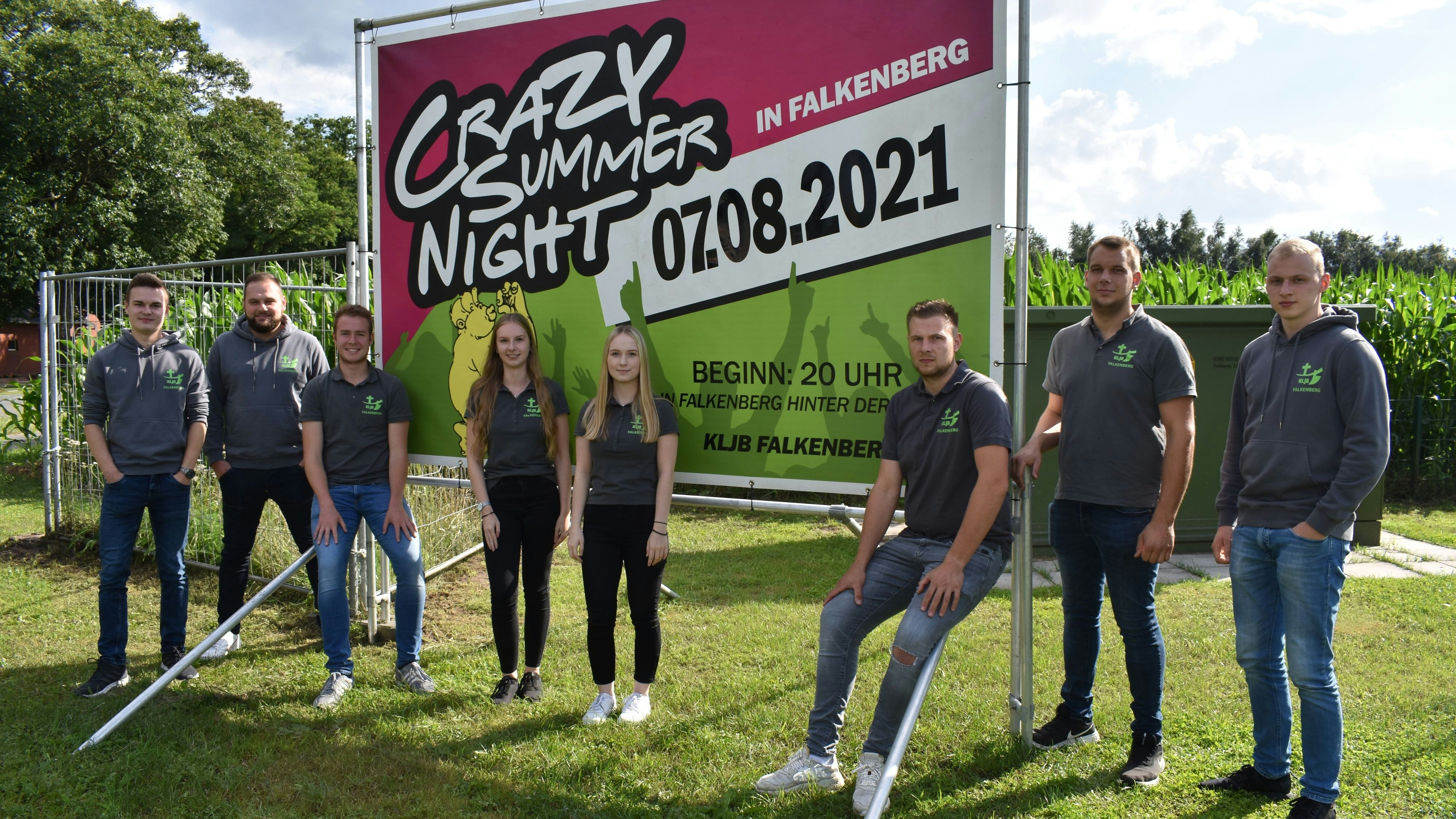 Event: Der Vorstand der Landjugend Falkenberg lädt ein zur "Crazy Summer Night". Foto: Looschen