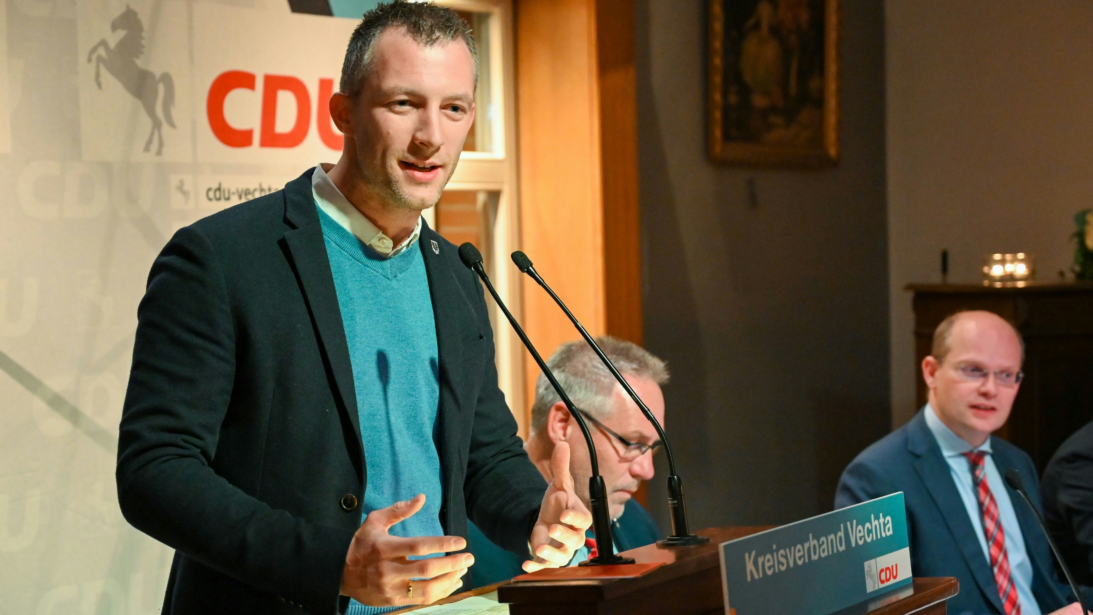 Alter und neuer Kreisvorsitzender: André Hüttemeyer freute sich über seine Wiederwahl. Foto: Hermes