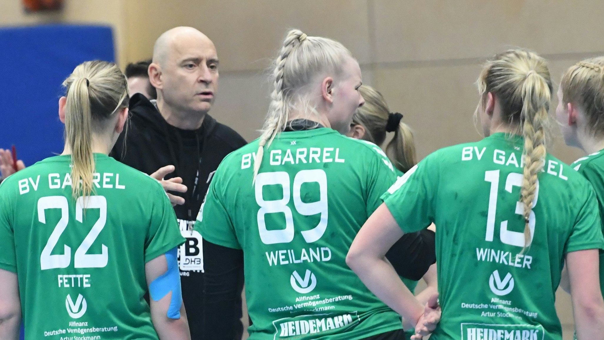 Ende der Zusammenarbeit naht: Grzegorz Goscinski wird in der nächsten Saison nicht mehr Trainer der Garreler Handballfrauen sein. Foto: Langosch
