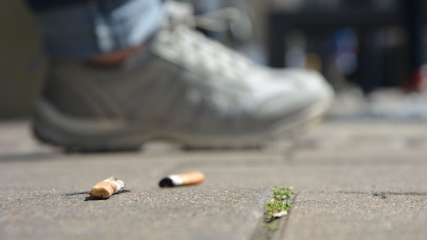 Zigarettenstummel sorgen für lautstarken Ärger im Stadtrat