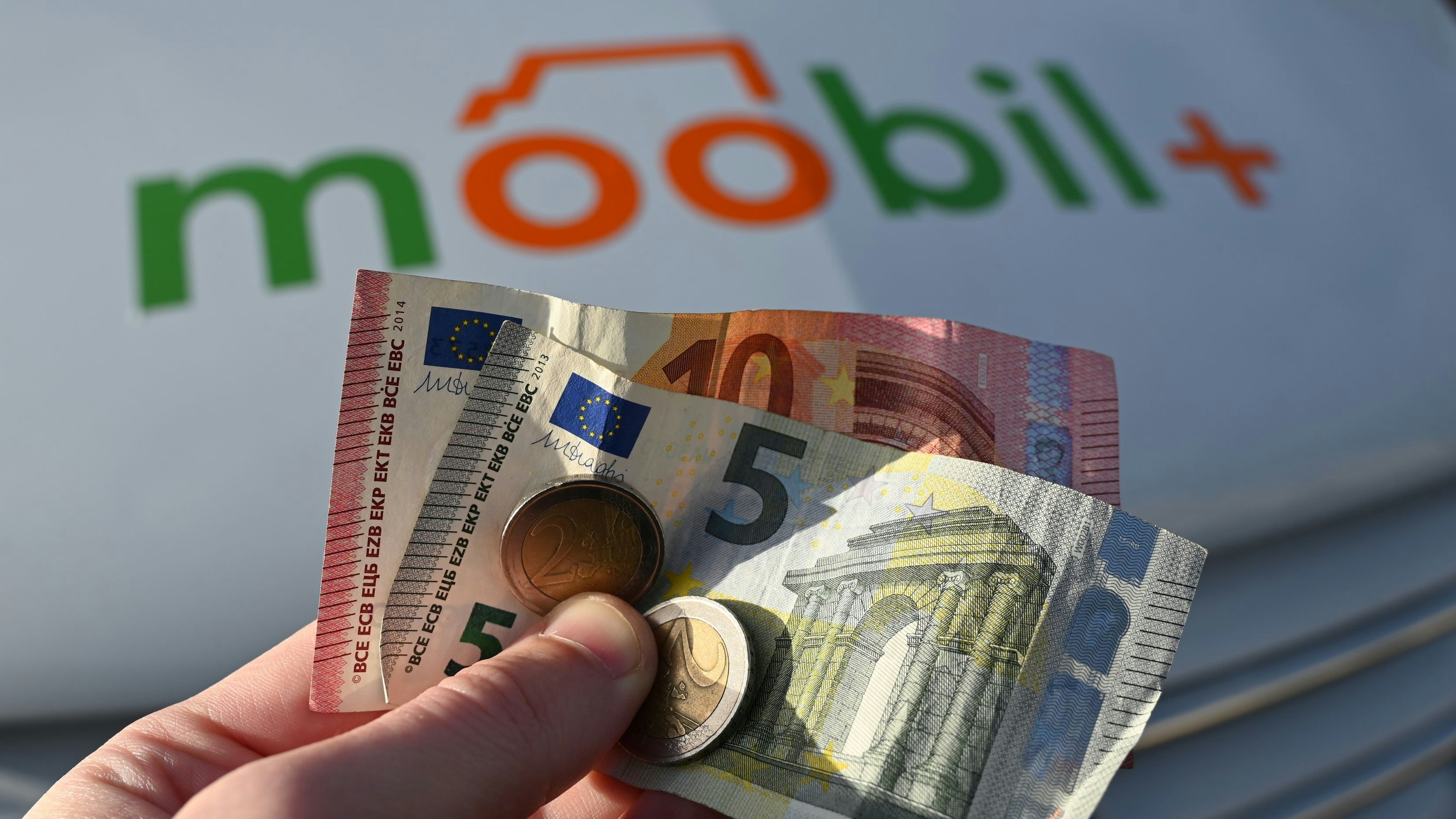 19 Euro im Monat: So viel soll der Fahrschein für Moobil-Plus künftig kosten. Foto: Hermes