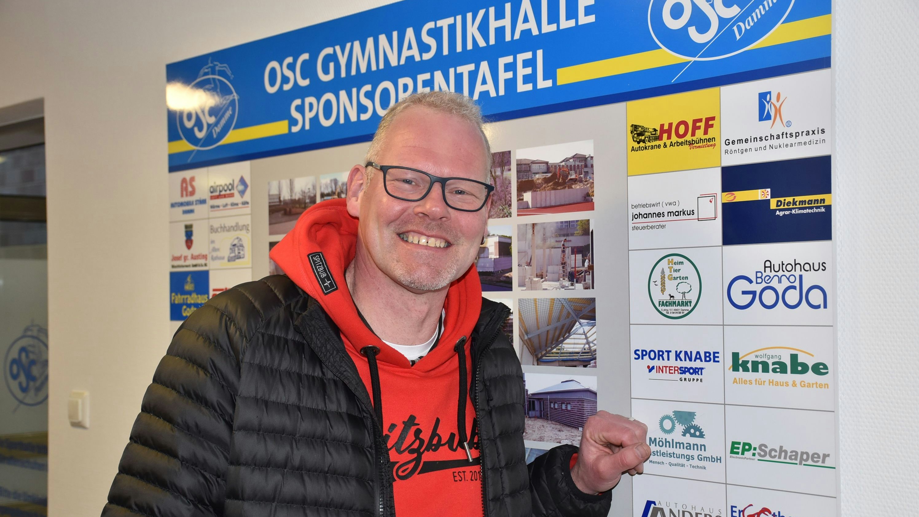 Ganz oben angekommen: Christian Assmann ist seit wenigen Wochen neuer Vorsitzender des OSC Damme. Für das Mountainbiken will er aber wie gewohnt Zeit haben. Foto: Lammert