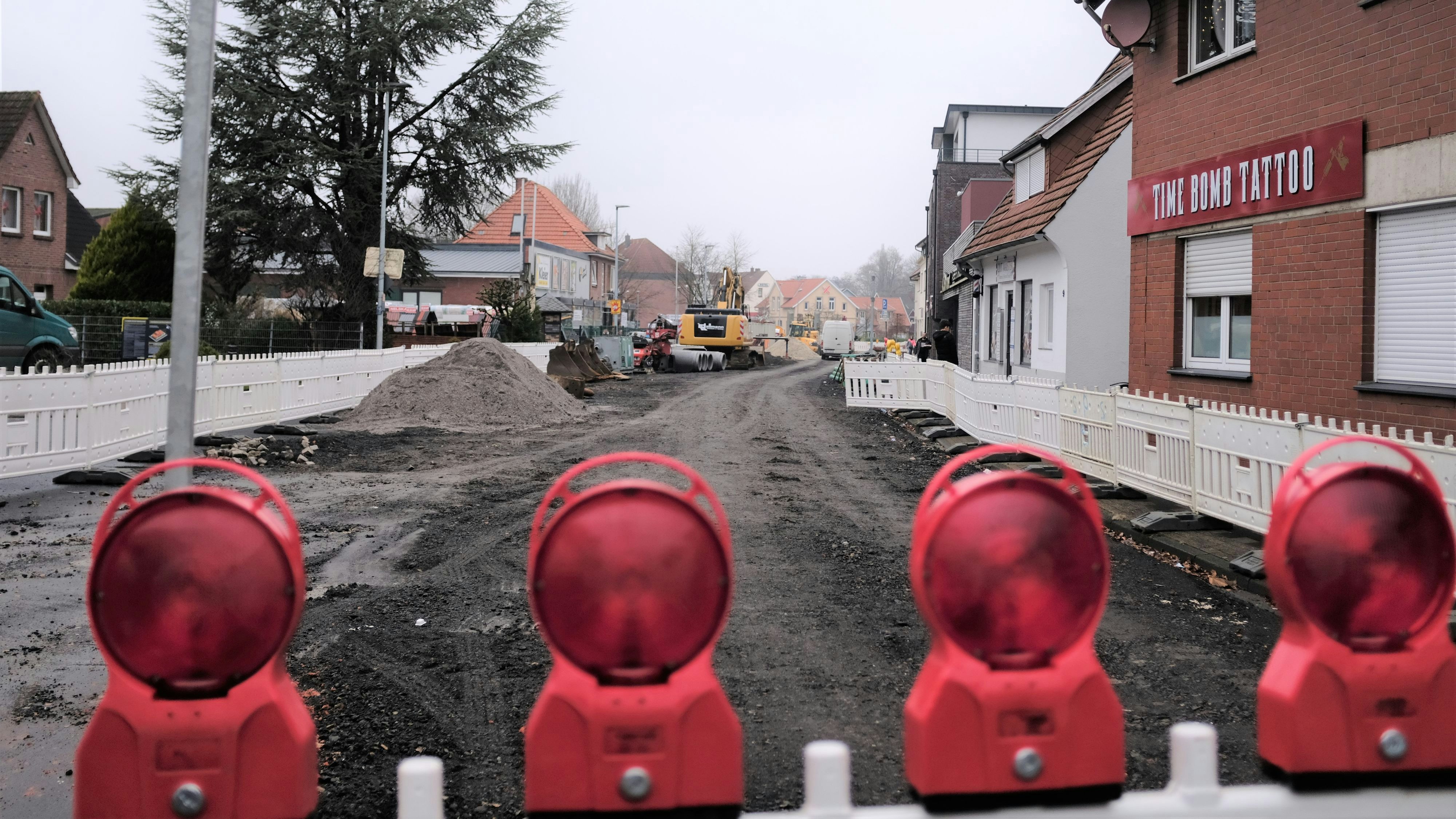 Sanierung der Emsteker Straße: Die Anlieger müssen ein Teil der Kosten tragen. Foto: Niemeyer
