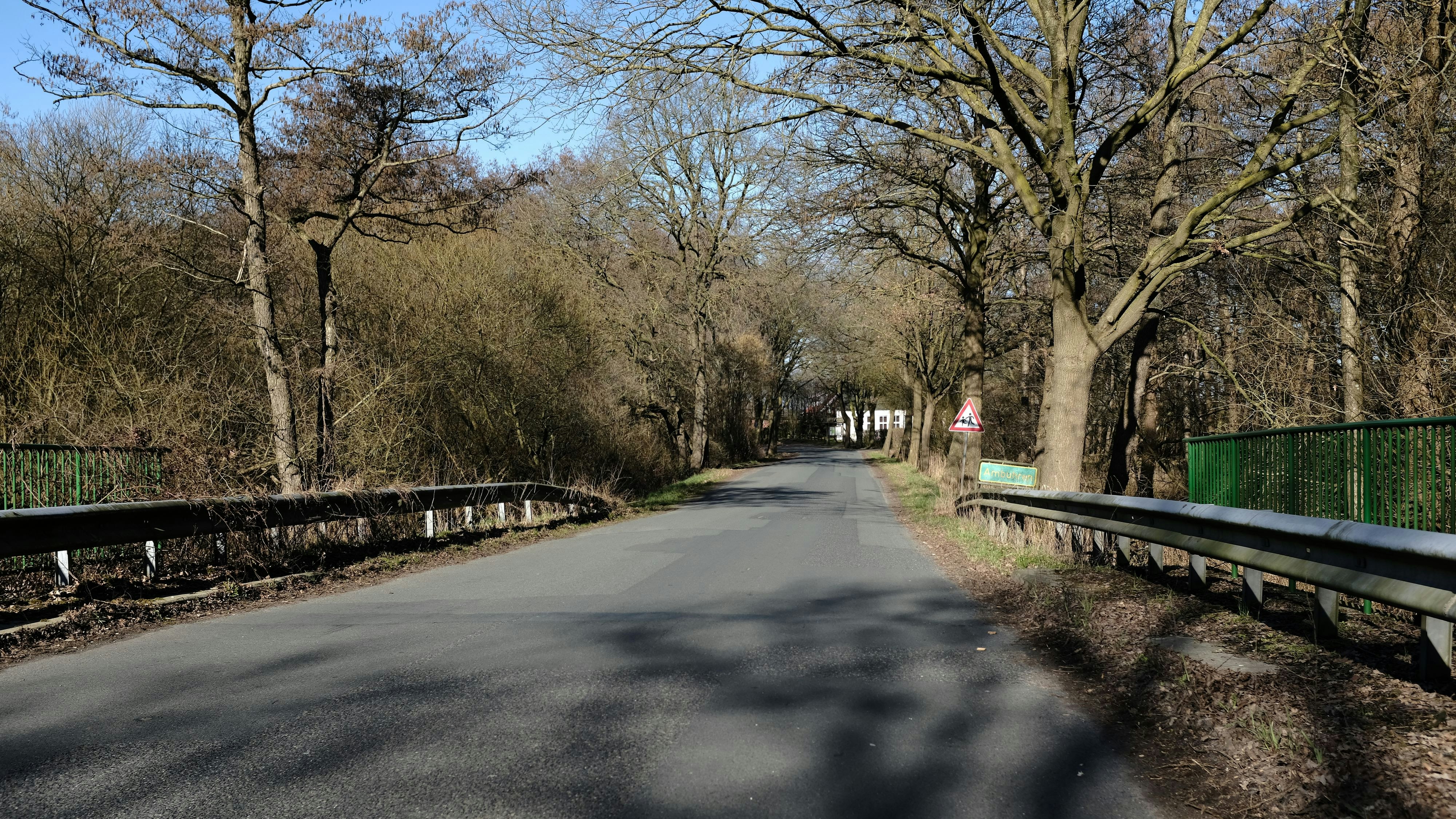 Weitere Brücke geplant: Der Radweg verläuft östlich des Ambührener Weges und führt über die Soeste. Foto: Niemeyer
