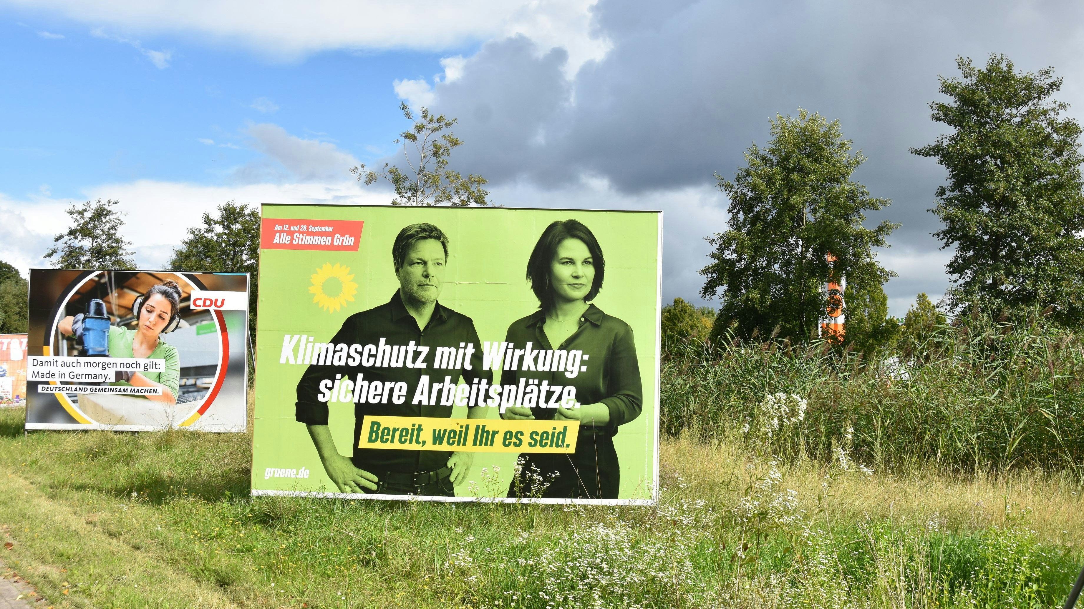 Wahlwerbung: Die Parteien setzen vor allem auf Plakate. Doch gibt es Unterschiede, wie CDU, SPD, Grüne, FDP, AfD und die Linke ihre Sachkosten bestreiten. Foto: Tzimurtas