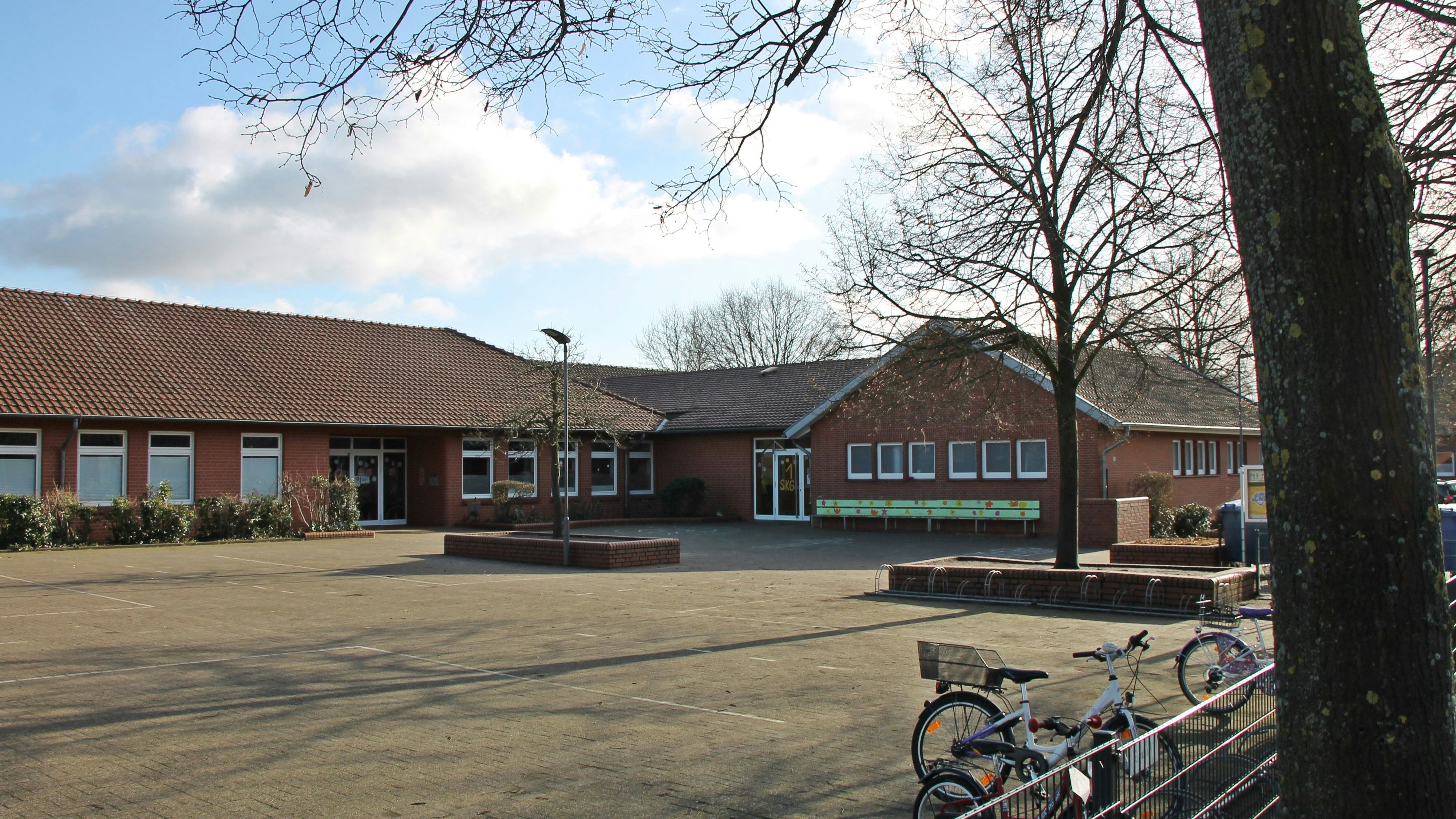 Das nächste große Bauprojekt: Die Grundschule Neuenkirchen soll in den kommenden Jahren erweitert werden. Archivfoto: Oevermann