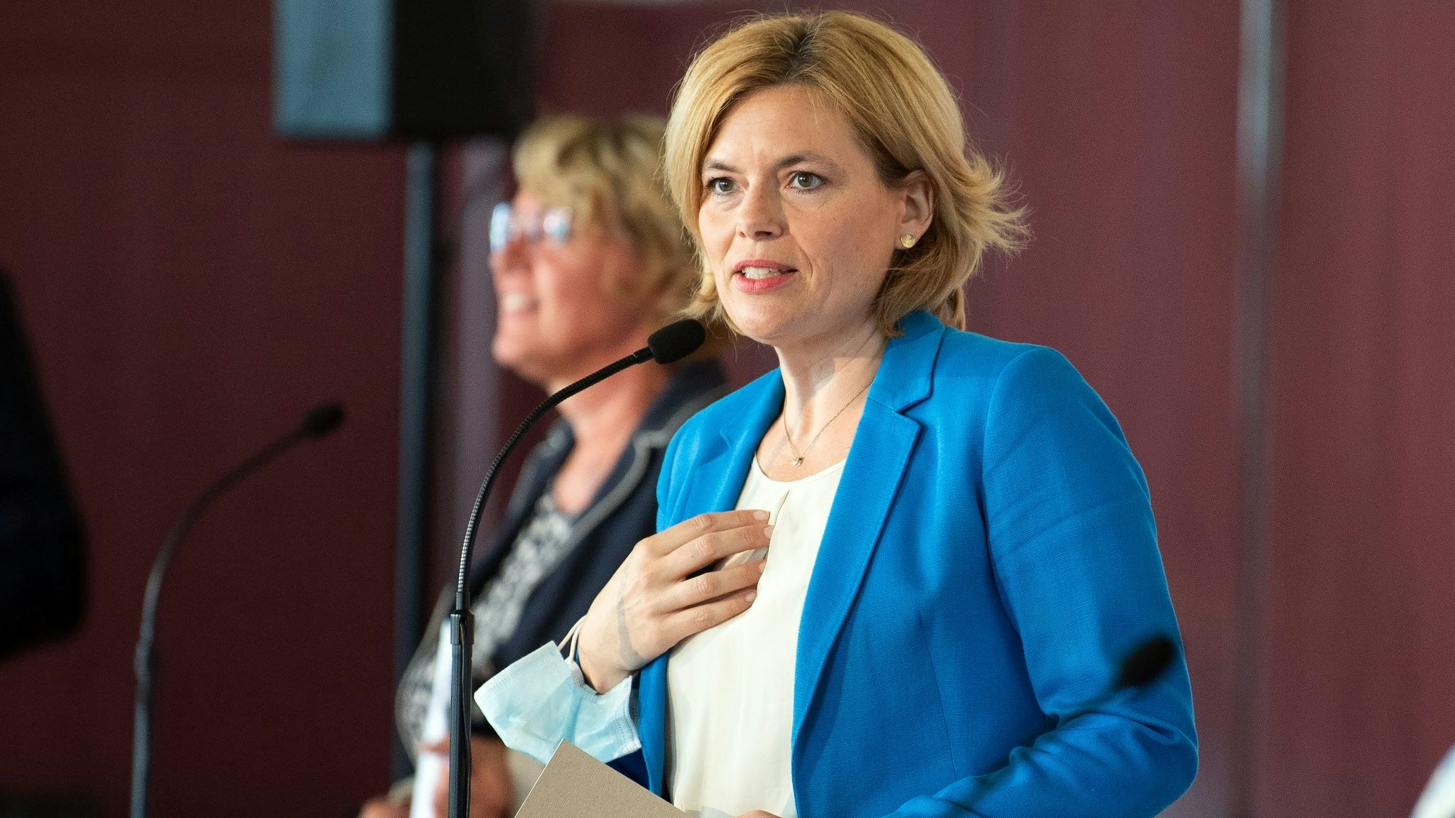 Bundesernährungsministerin Julia Klöckner will den Fleischmarkt grundlegend reformieren. Foto: dpa/Gambarini