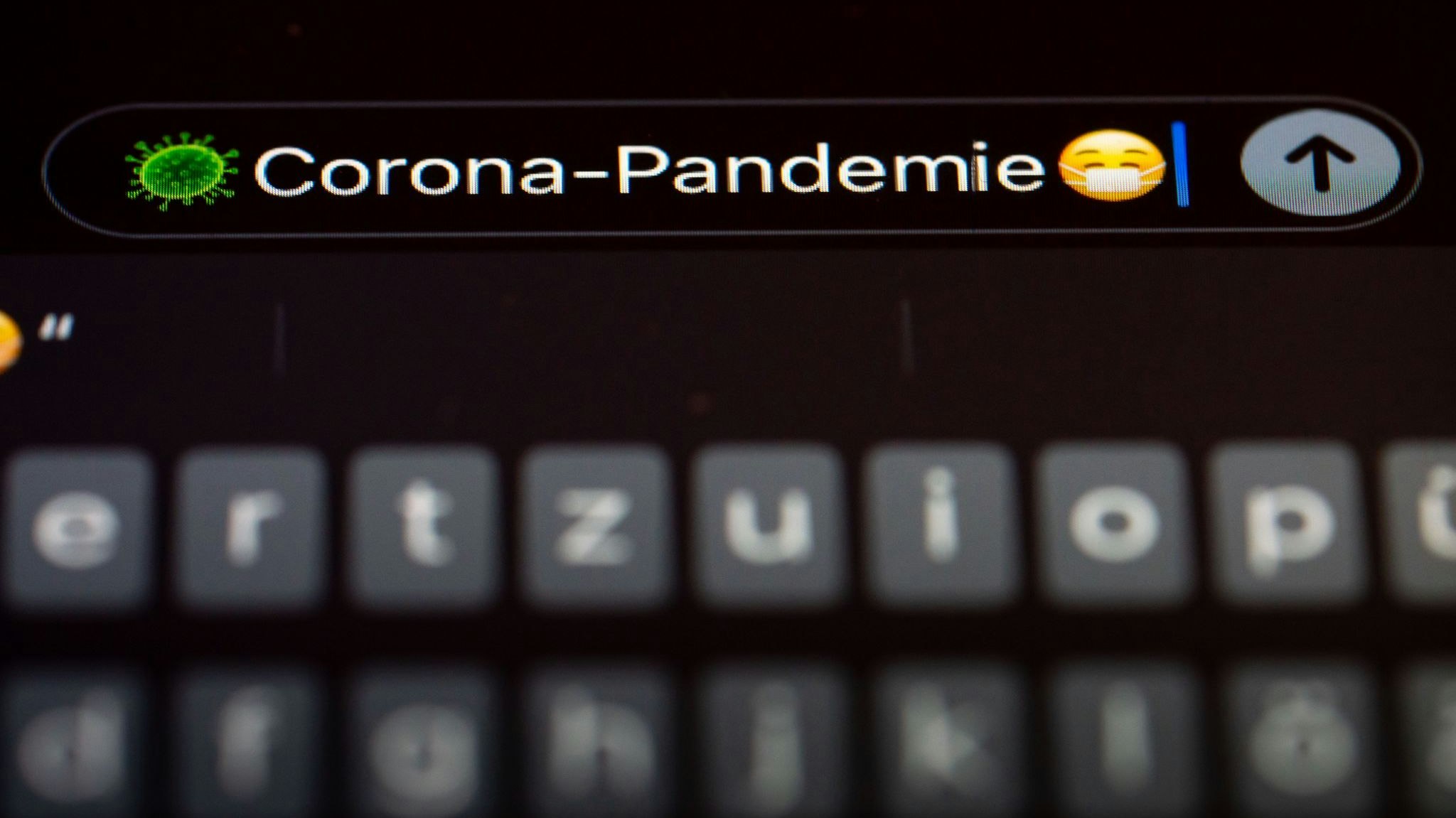 "Corona-Pandemie": Die Gesellschaft für deutsche Sprache hat den Begriff als "Wort des Jahres" 2020 gekürt. Foto: dpa/Rumpenhorst