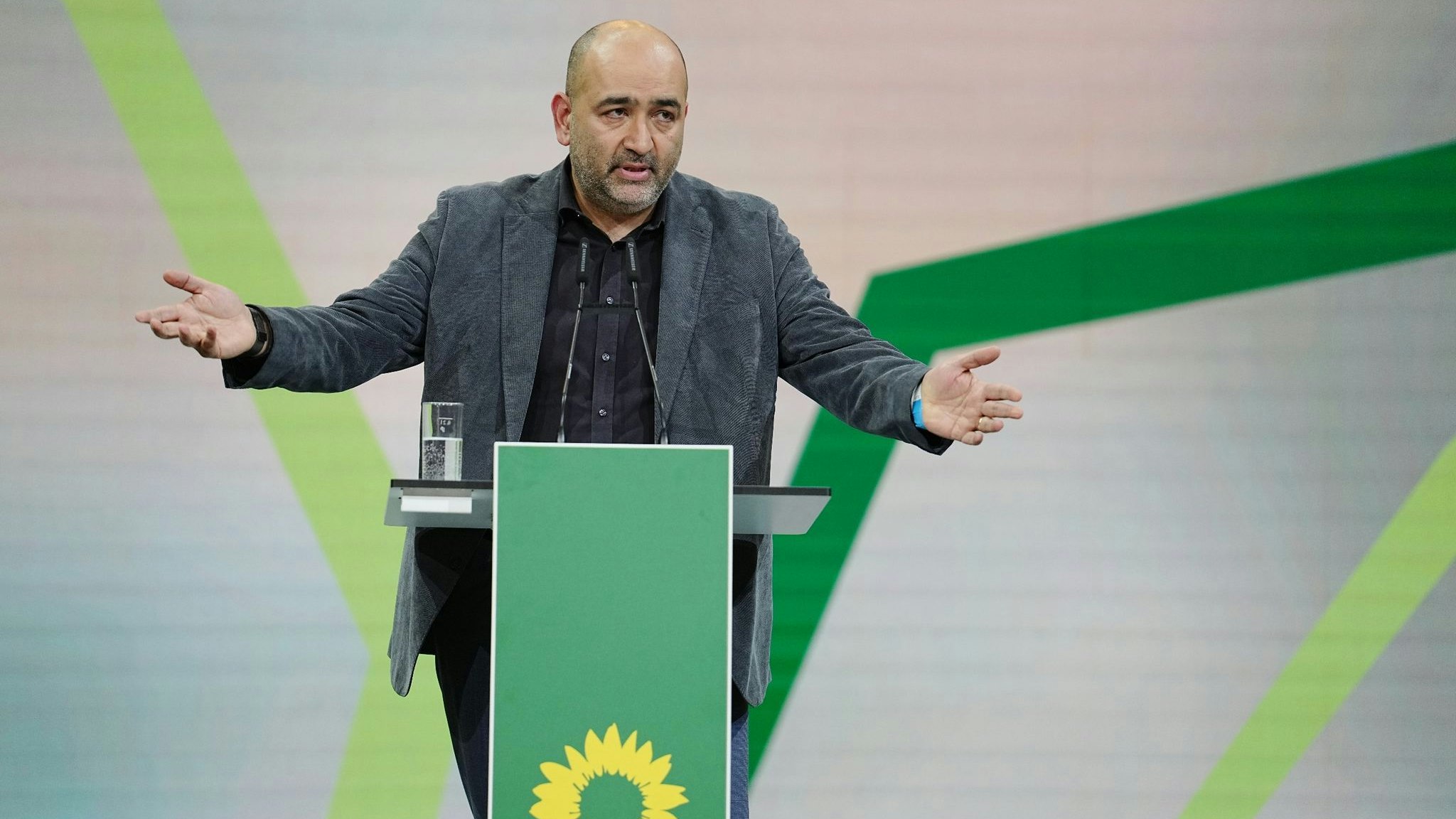 Grünen-Politiker Omid Nouripour löst Robert Habeck als Parteivorsitzenden ab. Foto: dpa/Nietfeld