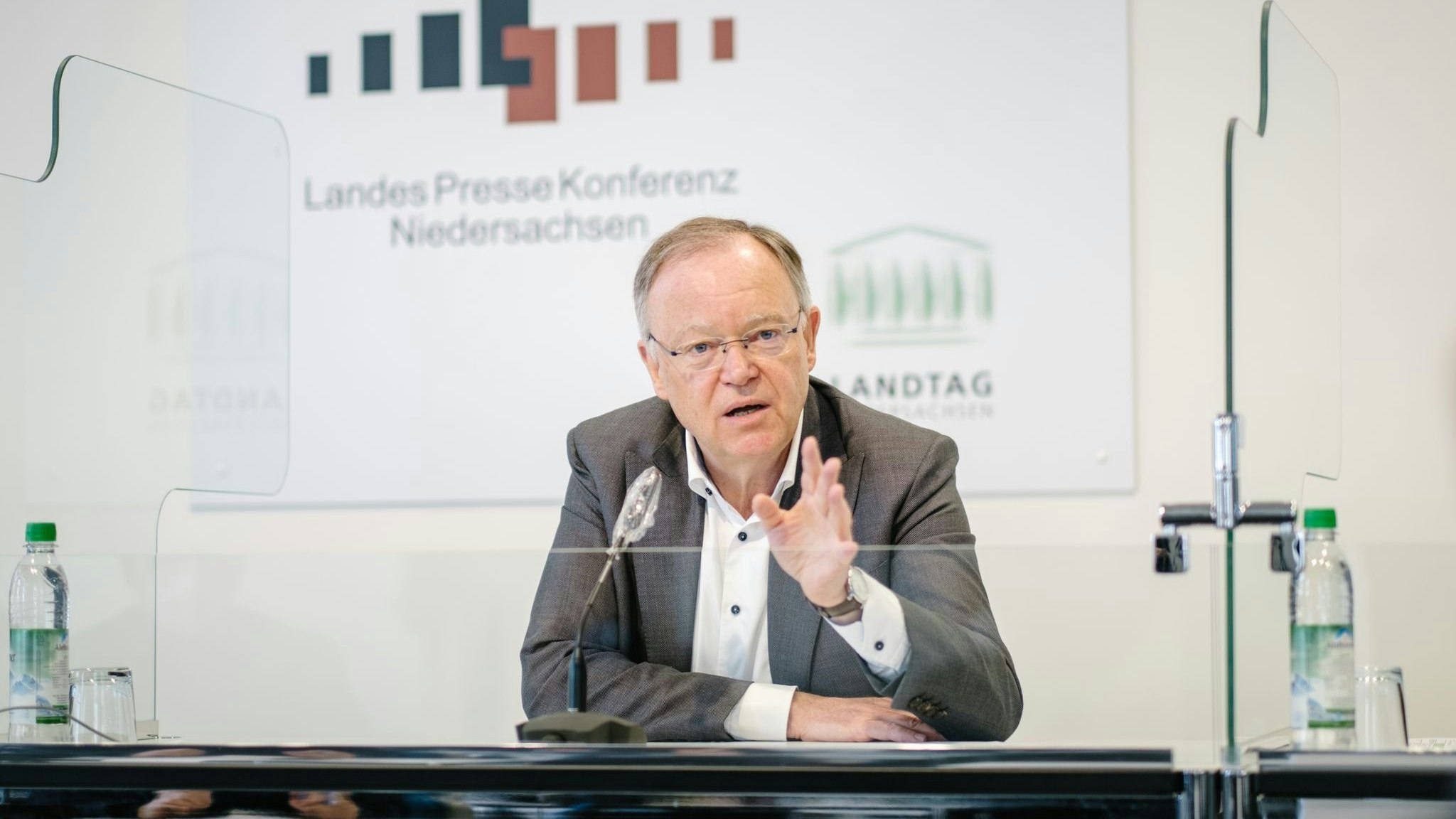 Stephan Weil (SPD), Ministerpräsident von Niedersachsen, spricht im niedersächsischen Landtag. Foto: dpa/Spata