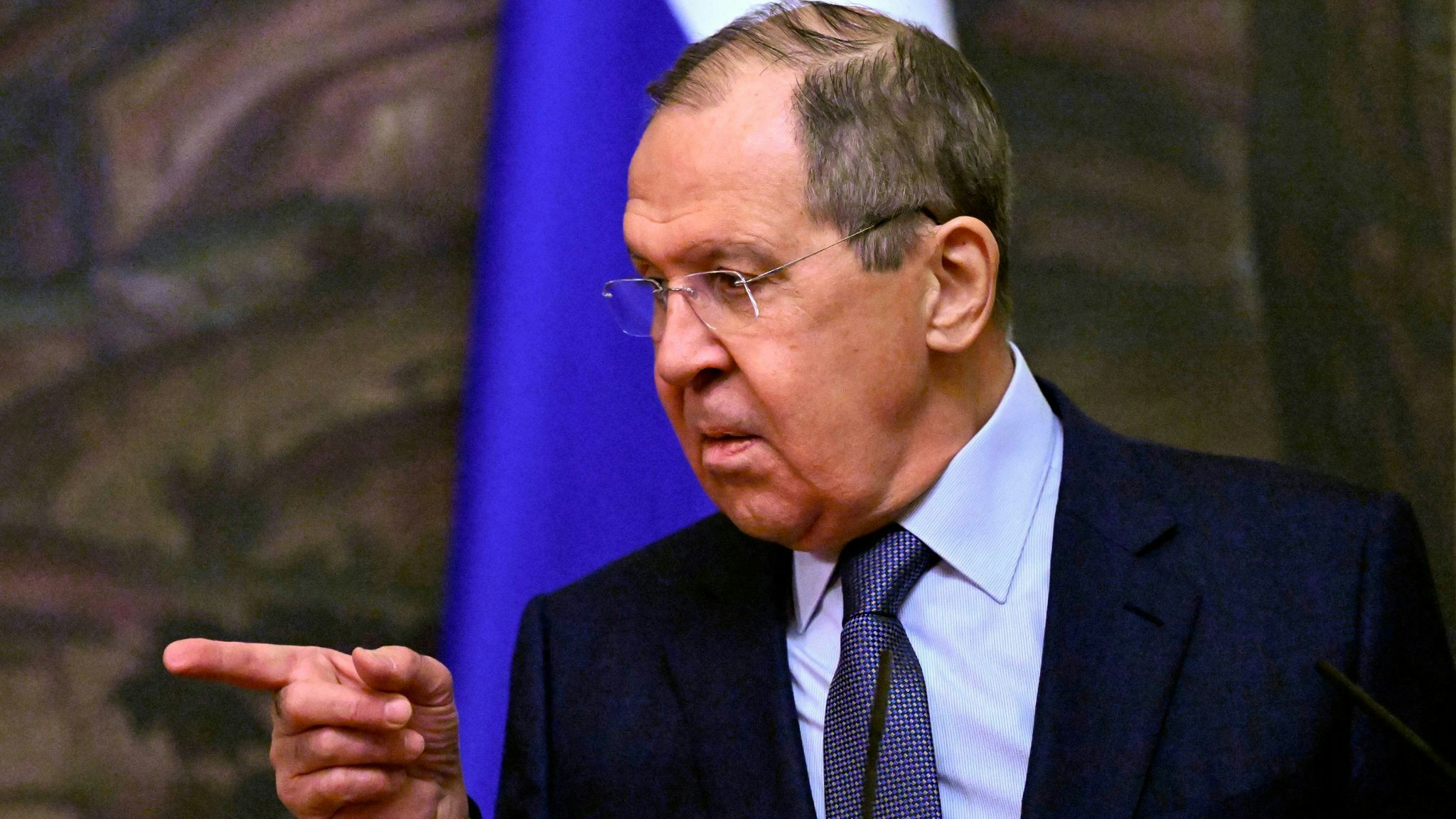 Bezeichnet die westlichen Sanktionen gegen Russland als gesetzlos: Russlands Außenminister Sergej Lawrow. Foto: Kirill Kudryavtsev / Pool AFP / AP / dpa