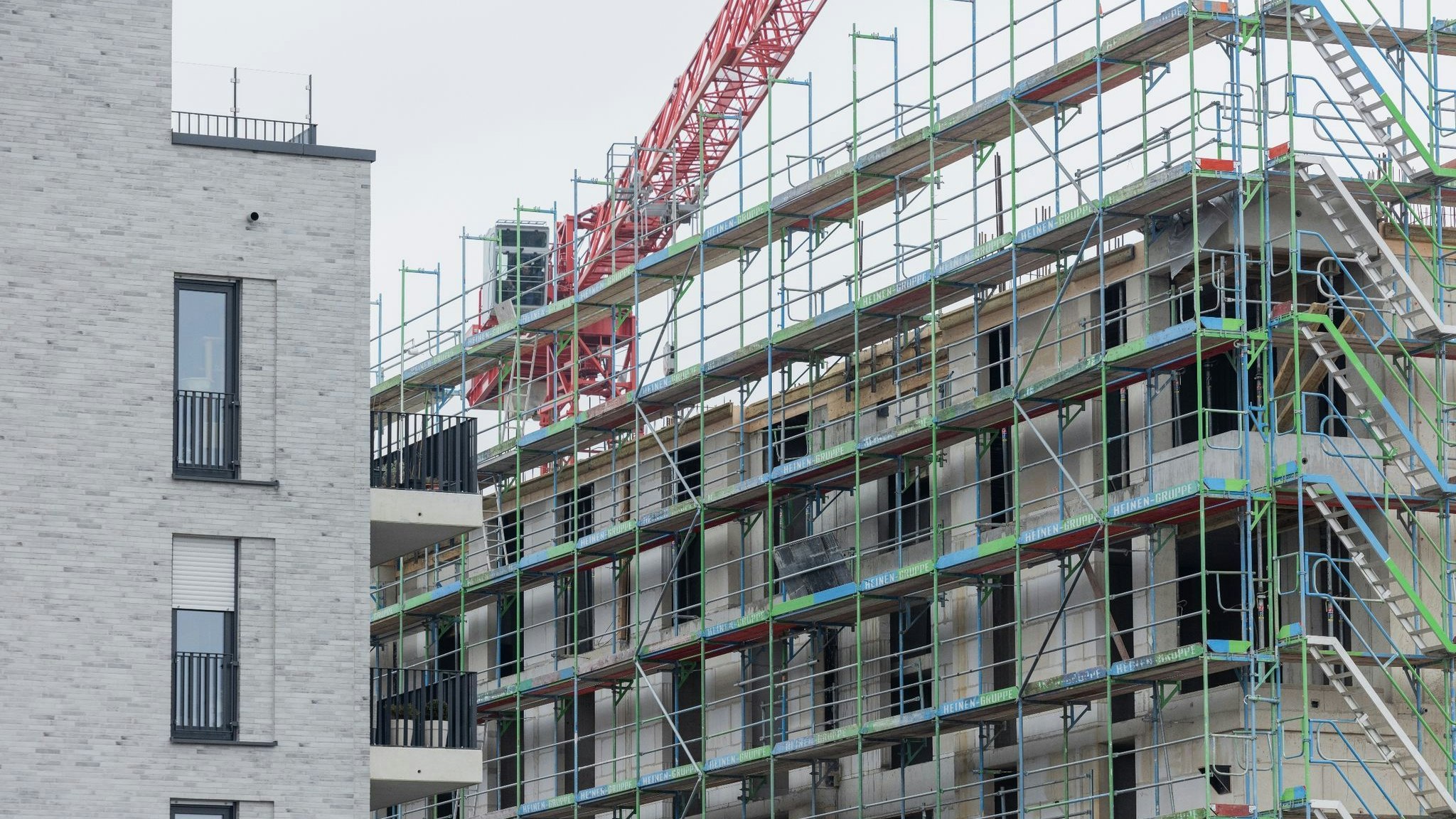 Neubauwohnungen in Köln, die nach dem KfW-Förderprogramm für Effizienzhäuser entstanden sind und entstehen. Foto: dpa/Vennenbernd