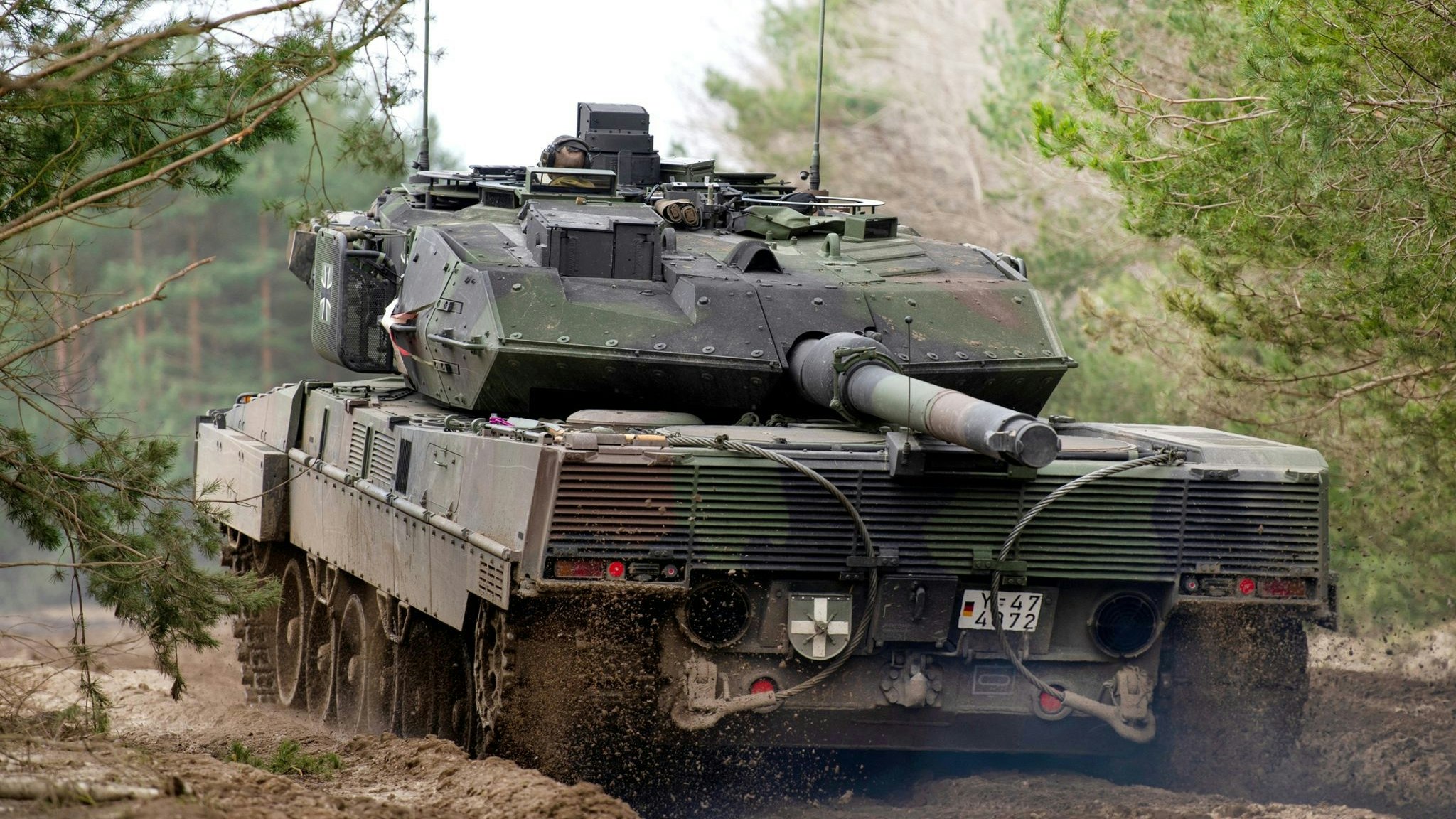 Ein Kampfpanzer vom Typ Leopard 2 A7V der Bundeswehr. Foto: dpa/Schulze
