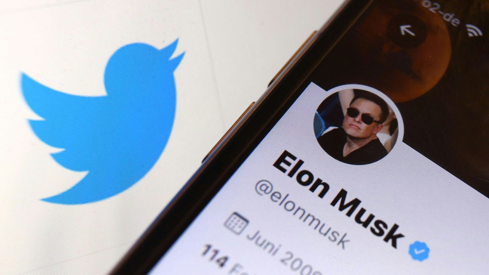 Elon Musk verfolgt den angestrebten Kauf von Twitter erst mal nicht weiter. Foto: dpa/Hildenbrand
