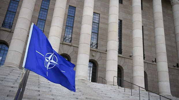 Finnisches Parlament stimmt für Nato-Mitgliedsantrag