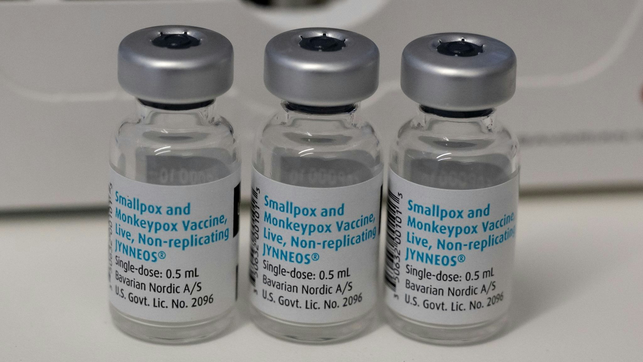 Leere Ampullen mit dem Impfstoff von Bavarian Nordic (Imvanex / Jynneos) gegen Affenpocken. Foto: dpa/Hoppe