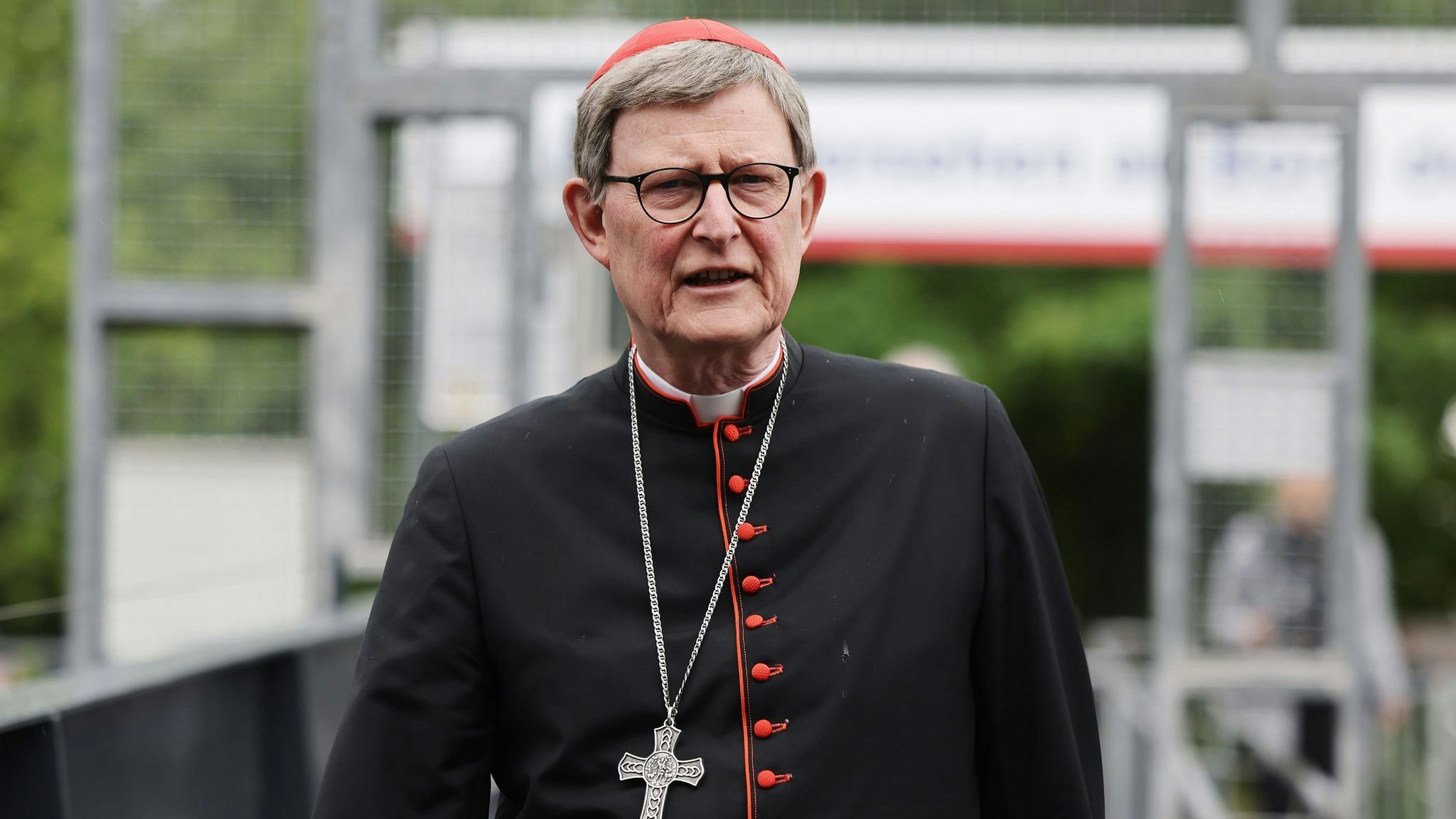 Der Kölner Kardinal Rainer Maria Woelki hat erklärt, er sei bis Juni 2022 nicht mit dem Fall des ehemaligen Sternsinger-Präsidenten Winfried Pilz befasst gewesen. Foto: dpa/Berg