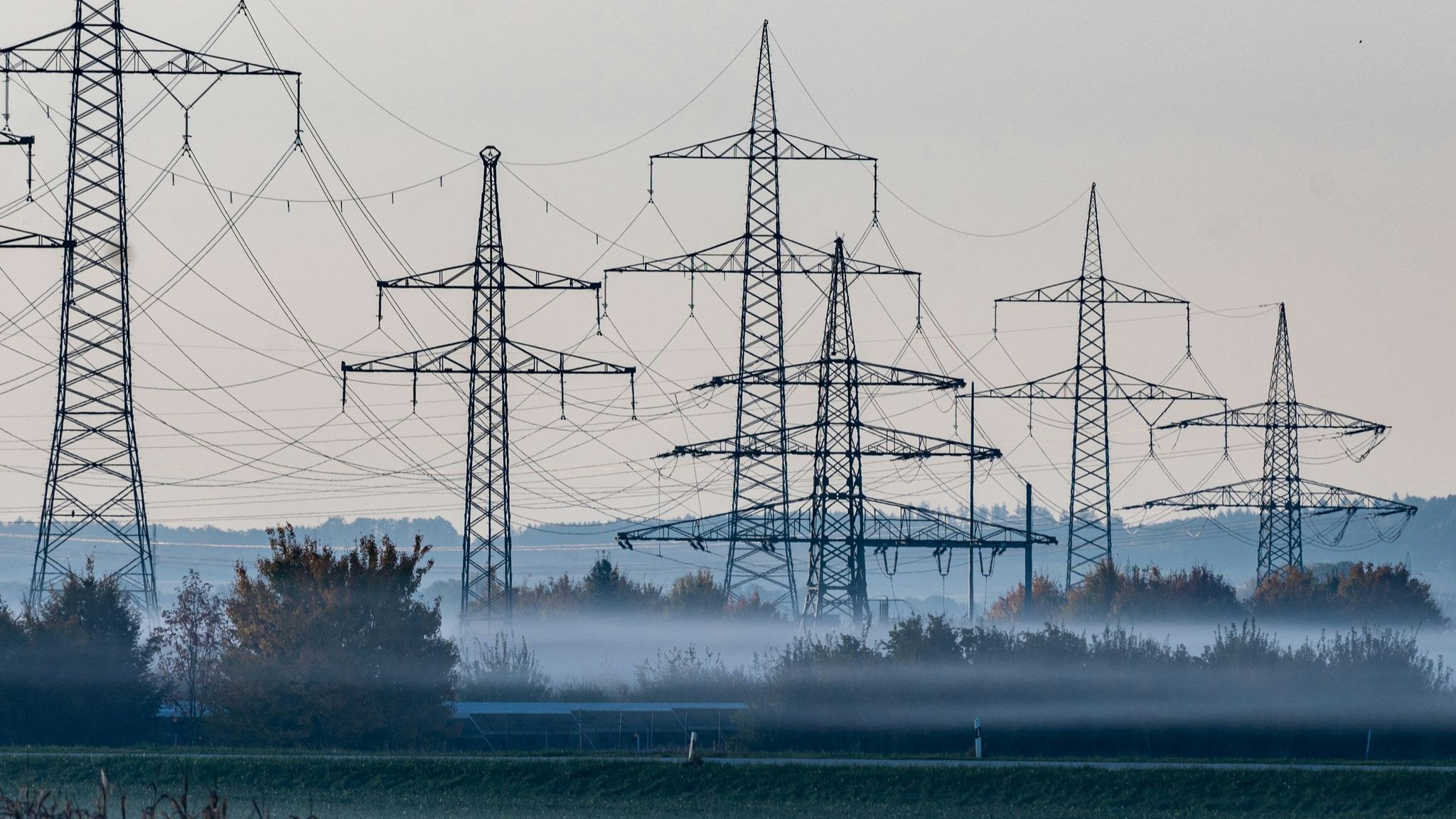 Teurer Strom: Infolge der Energiekrise kommen viele Unternehmen in Zahlungsverzug. Foto: dpa/Weigel