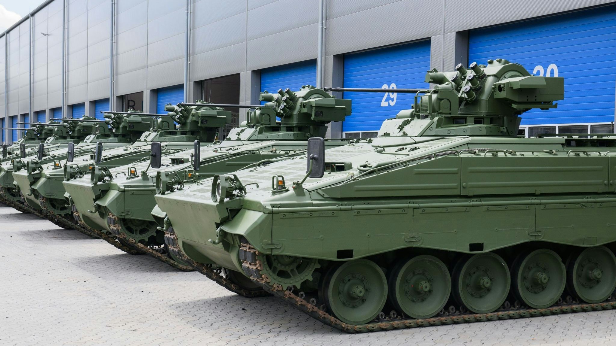 Deutschland will den ukrainischen Streitkräften den Schützenpanzer Marder liefern, der vor mehr als 50 Jahren für die Bundeswehr entwickelt wurde. Foto: dpa/Stratenschulte