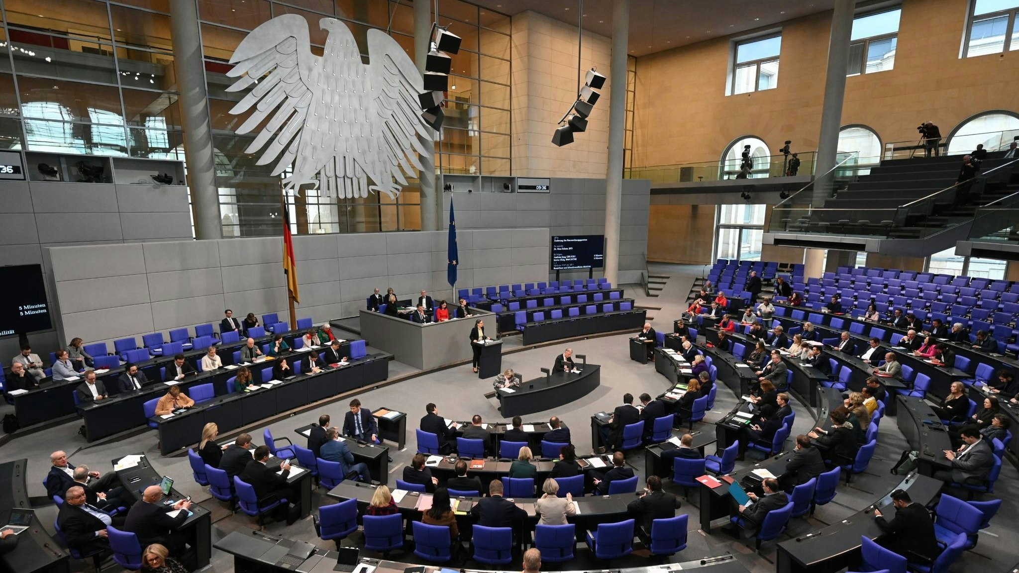 Phantom im Bundestag: Jakob Maria Mierscheid hat es wohl noch nie ins Plenum geschafft. Foto: dpa/Weber