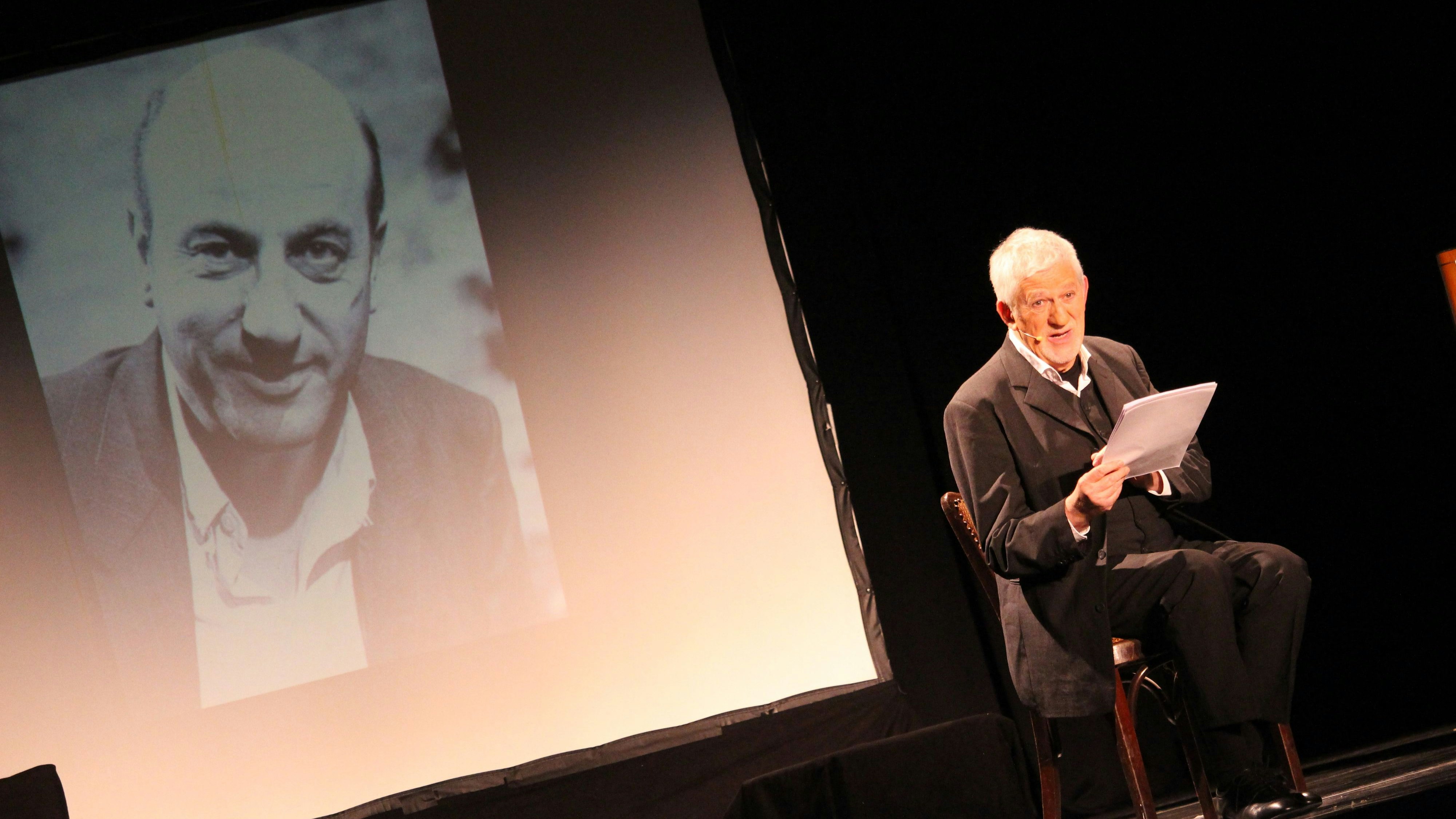 Nehmen Sie's persönlich: Ilja Richter präsentierte in einer musikalischen Lesung Menschen, die ihn geprägt haben. Foto: Heinzel