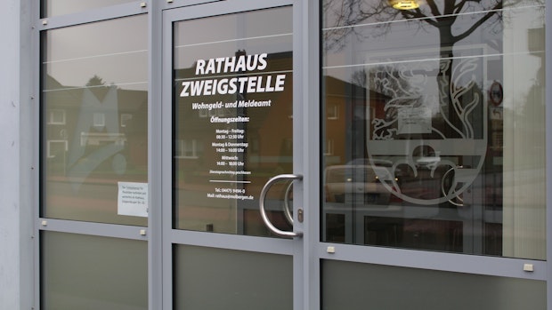 Neue Zweigstelle: Teil des Molberger Rathausteams zieht in ehemalige OLB