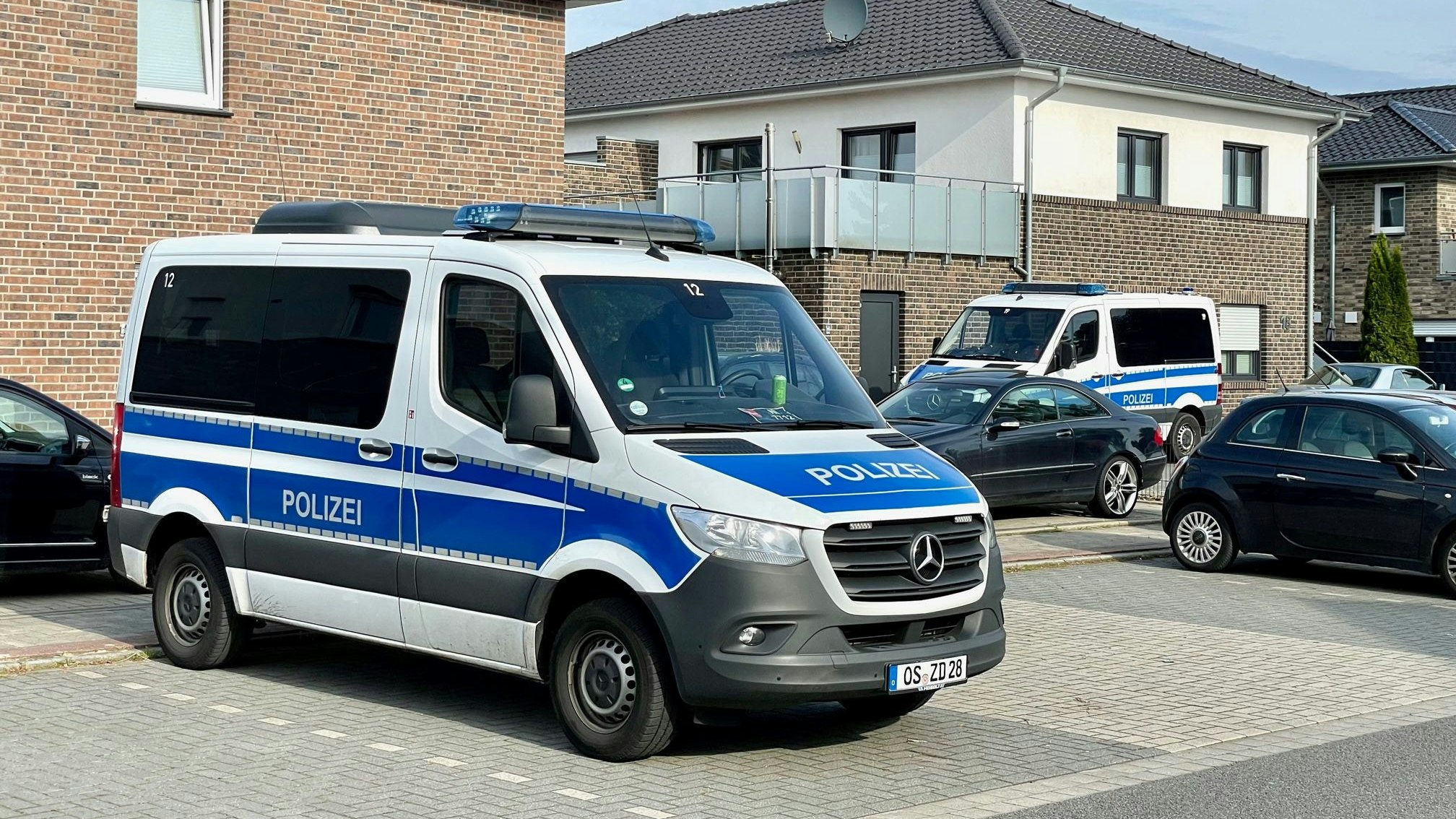 Polizeieinsatz im Vechtaer Stadtgebiet: Eine Wohnung und ein Geschäft sind durchsucht worden. Foto: M. Niehues