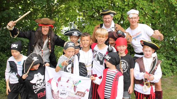 45. Zeltlager von Grün-Weiß Brockdorf: Junge Piraten erobern Almke