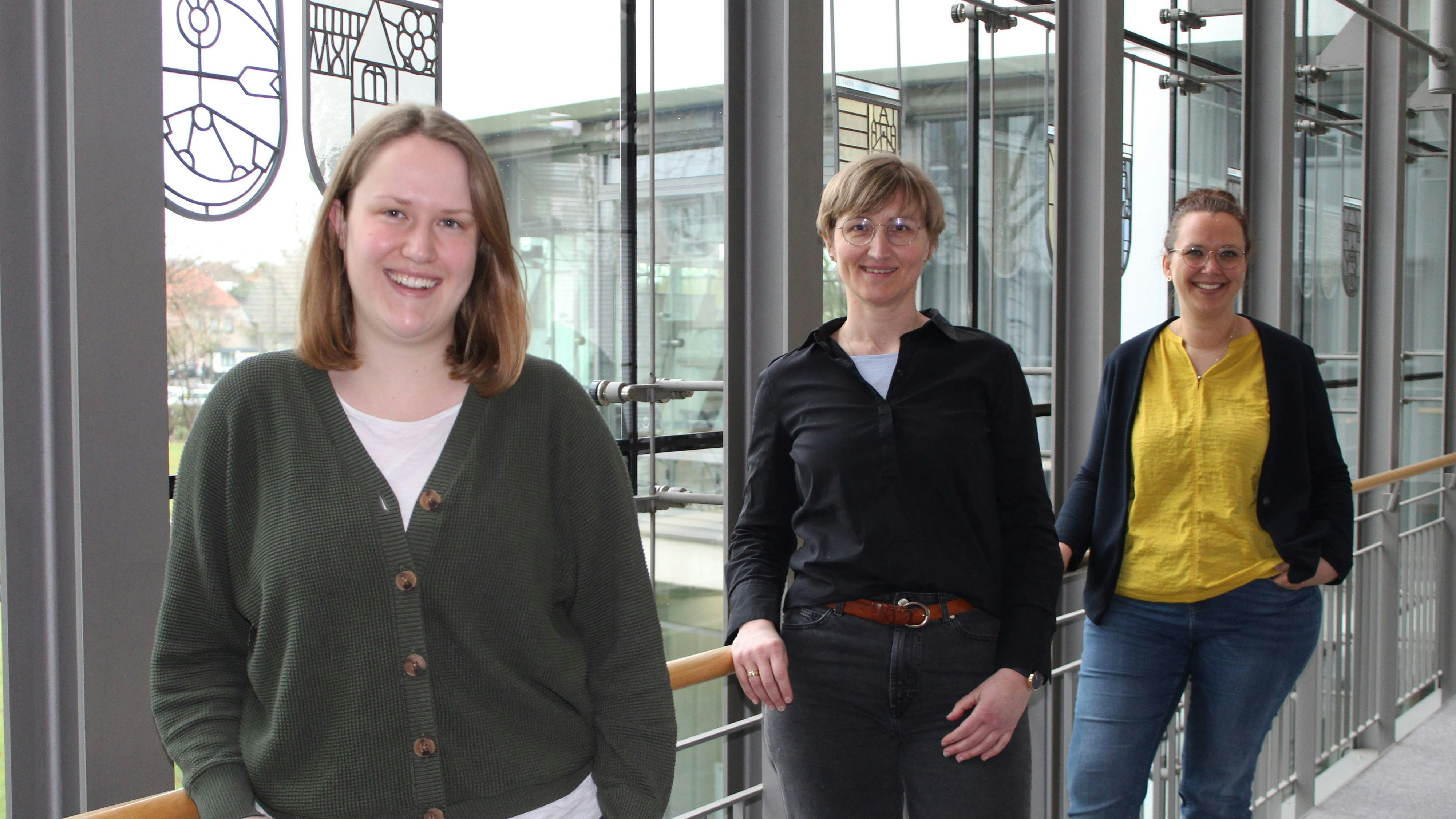 Die Mitarbeiterinnen des mobilen Beratungsteams: (von links) Gesa Lameyer, Bernhild Hölters und Melanie Partmann.<br>Foto: Landkreis Vechta/Dorgelo