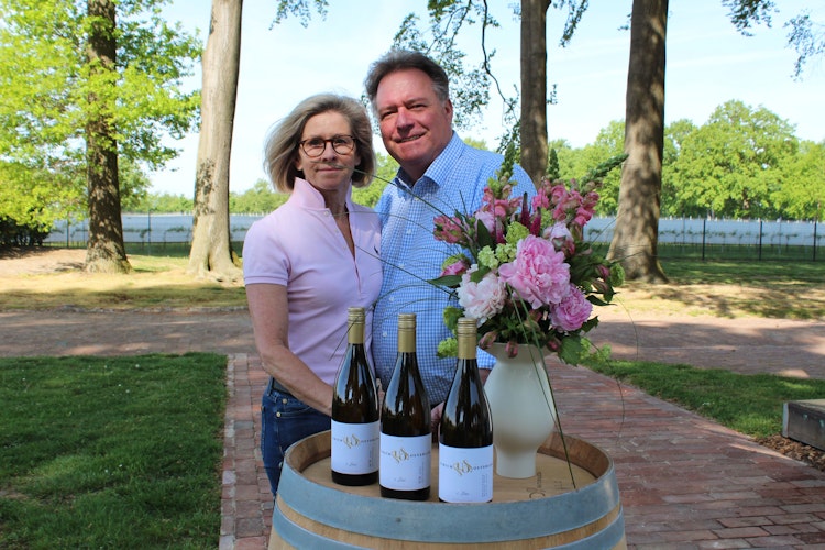 Melita und Ulrich Osterloh wollen später auf ihr Weingut ziehen und dort eine Vinothek einrichten. Foto: Heinzel