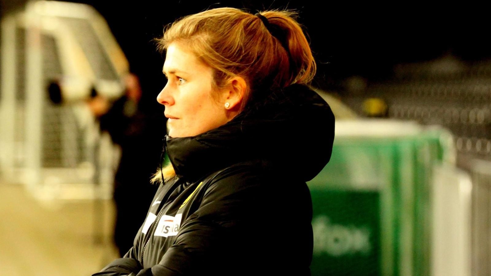 Immer engagiert: Imke Wübbenhorst als Trainerin der Frauenmannschaft der Young Boys Bern. Foto: Archiv Wübbenhorst