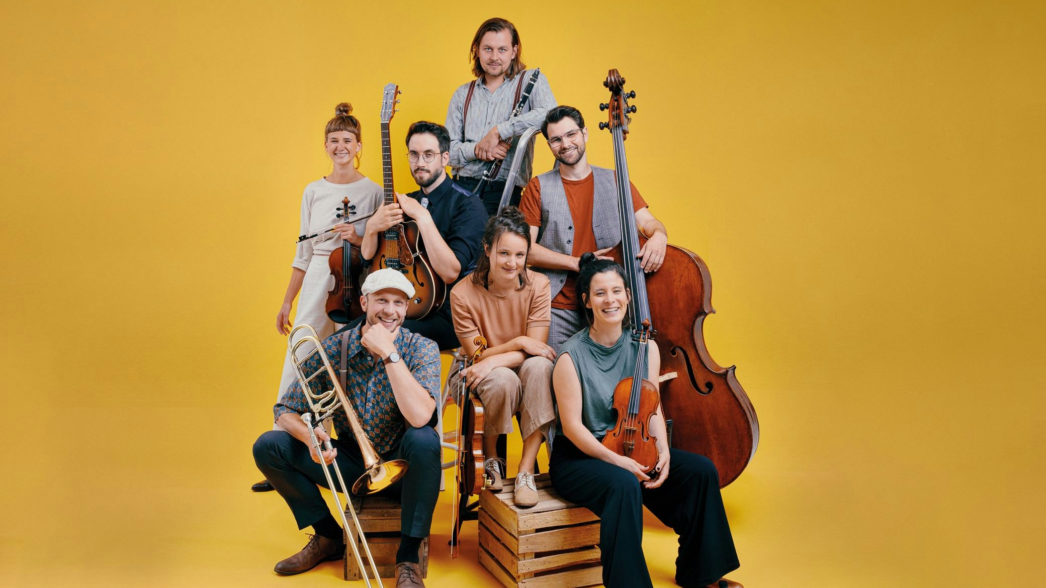 Abgestimmte Truppe: Die Klezmer-Band „Yxalag“ verknüpft jiddische Folklore mit Swing, Balkan-Beat, arabischen Klängen und vielen anderen Einflüssen. Foto: YXALAG